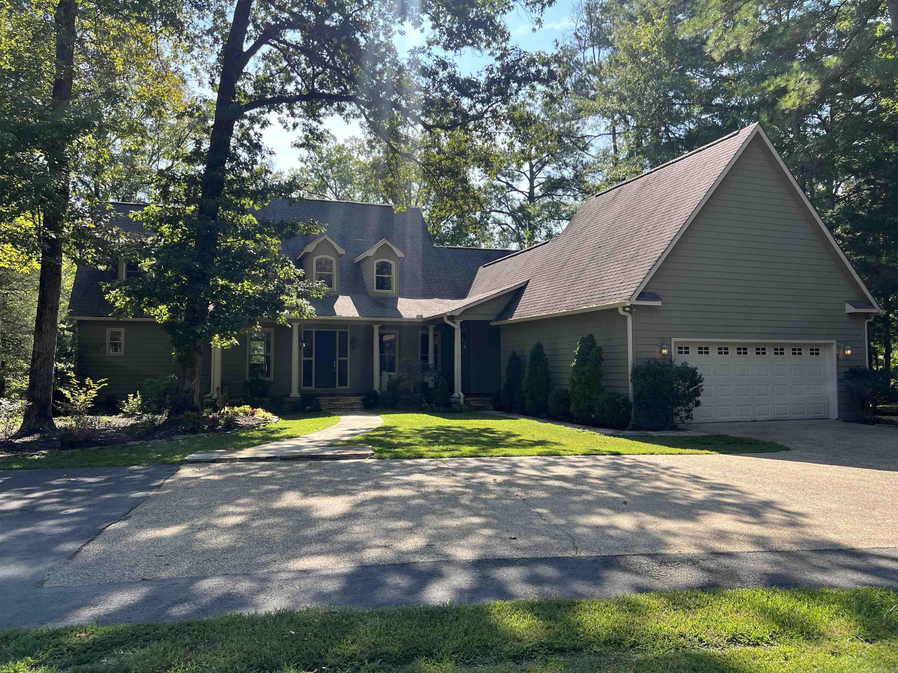 190  Peregrine  Pine Bluff, AR