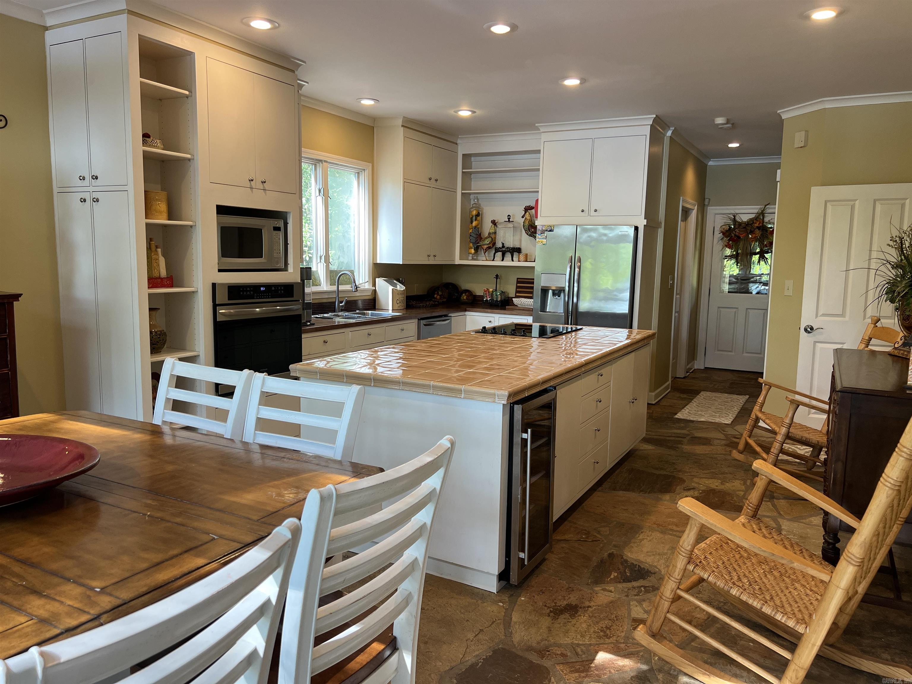 190  Peregrine  Pine Bluff, AR