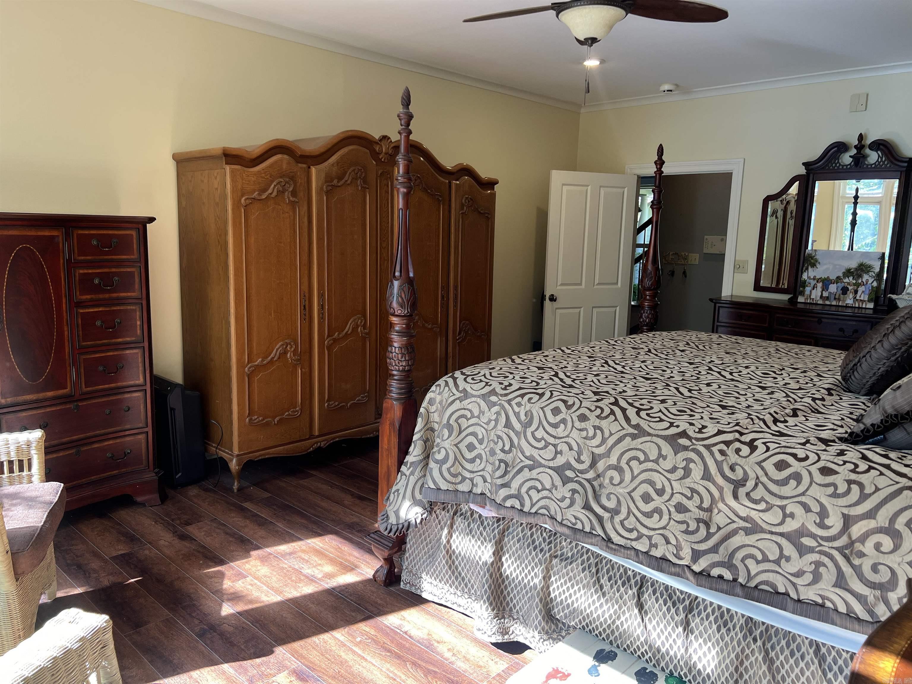 190  Peregrine  Pine Bluff, AR