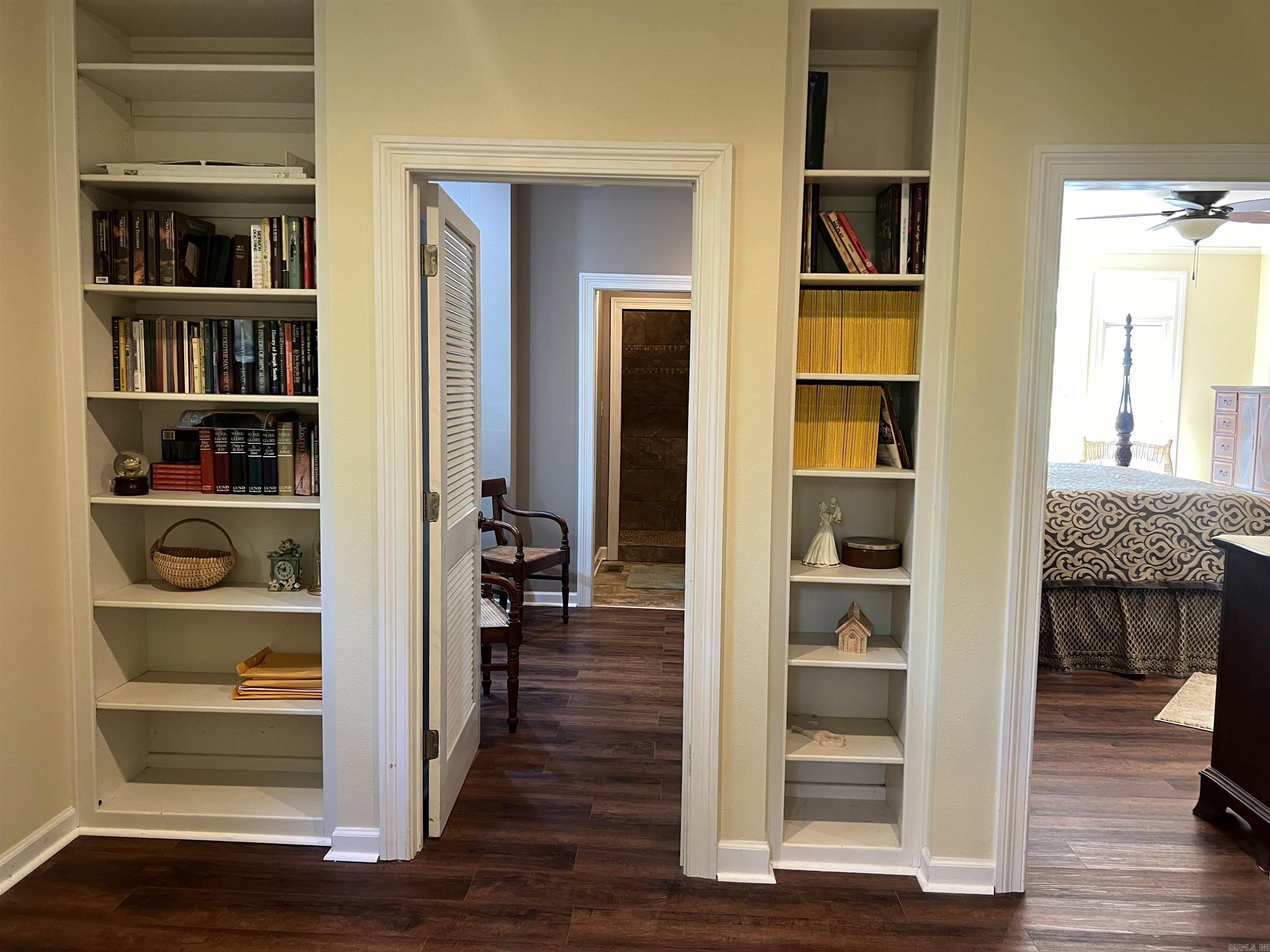 190  Peregrine  Pine Bluff, AR
