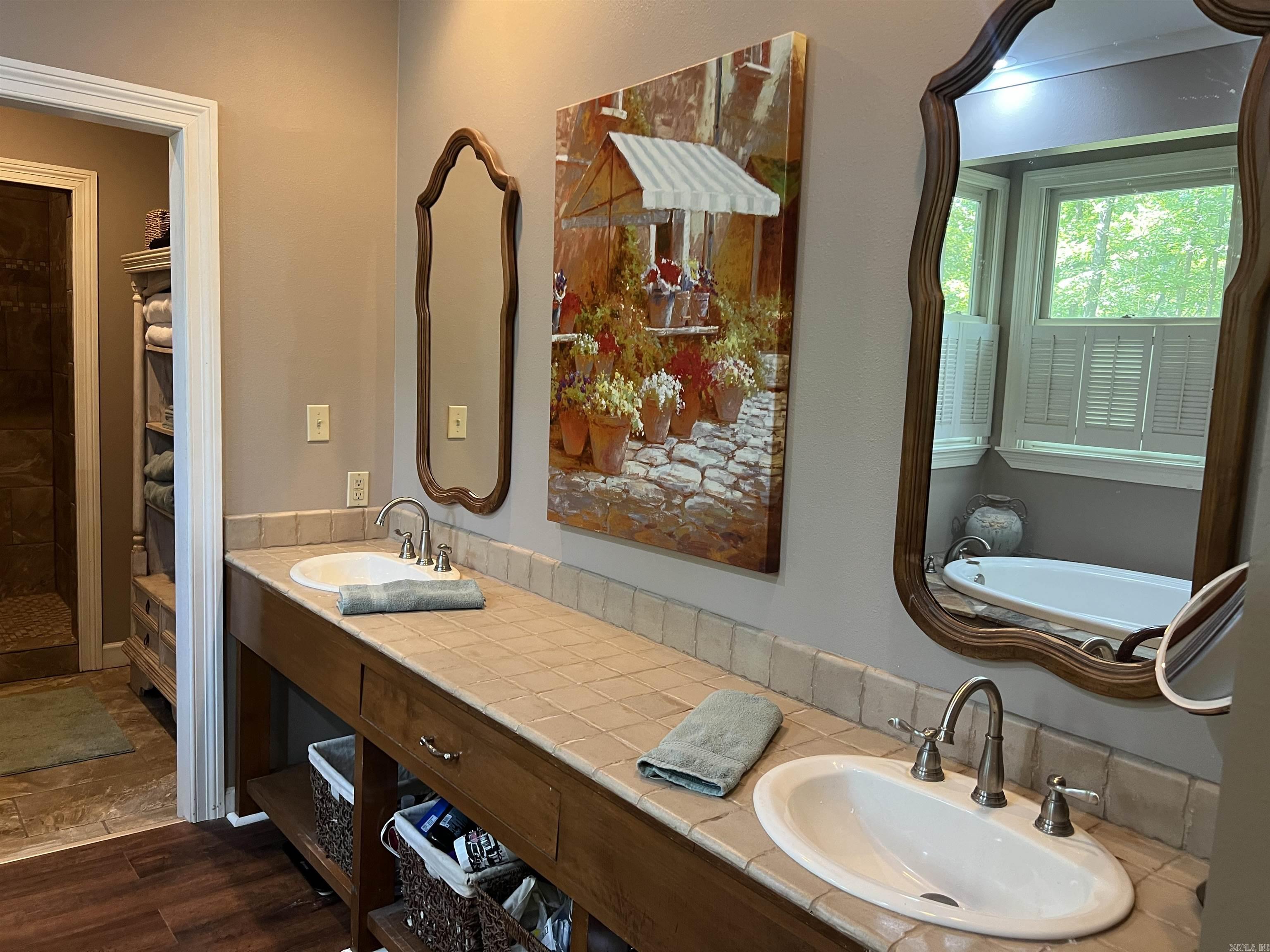 190  Peregrine  Pine Bluff, AR