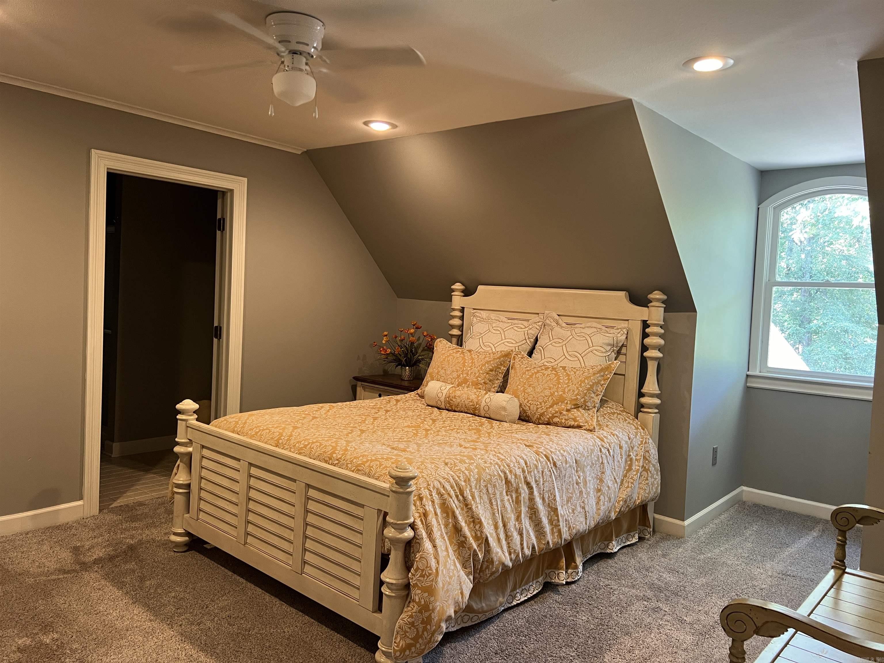 190  Peregrine  Pine Bluff, AR