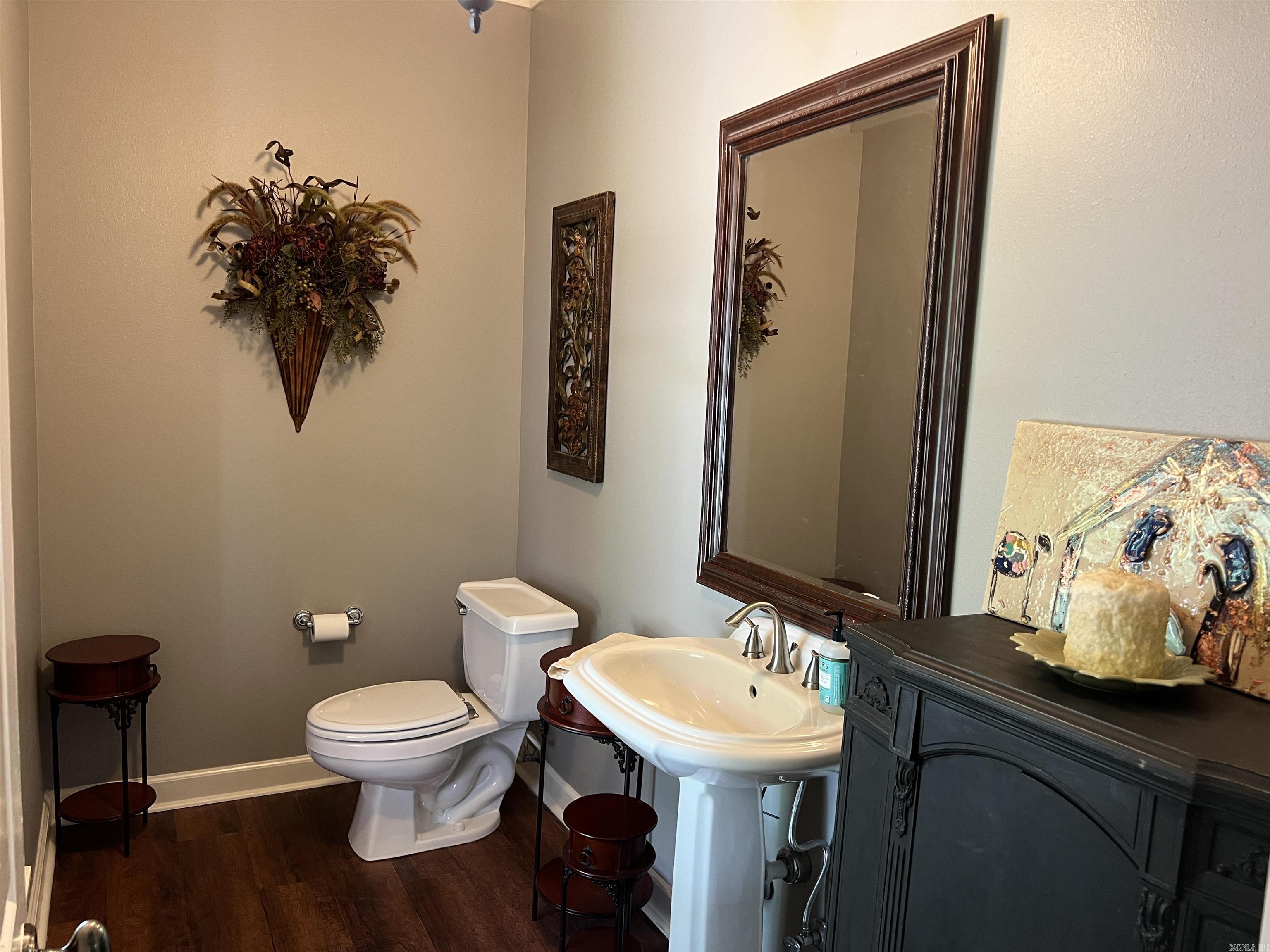 190  Peregrine  Pine Bluff, AR