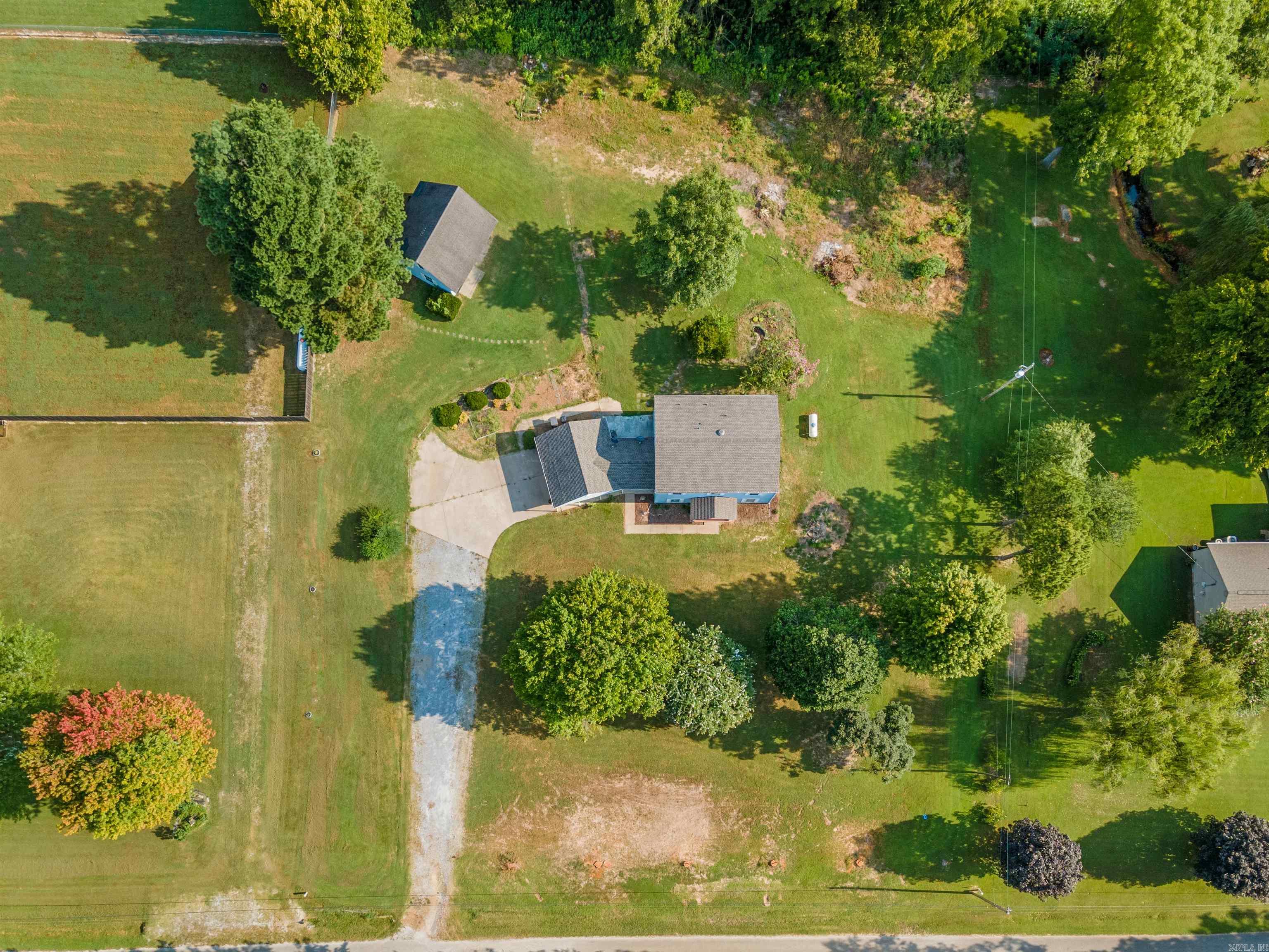 695 Rounds Road Batesville, AR 72501