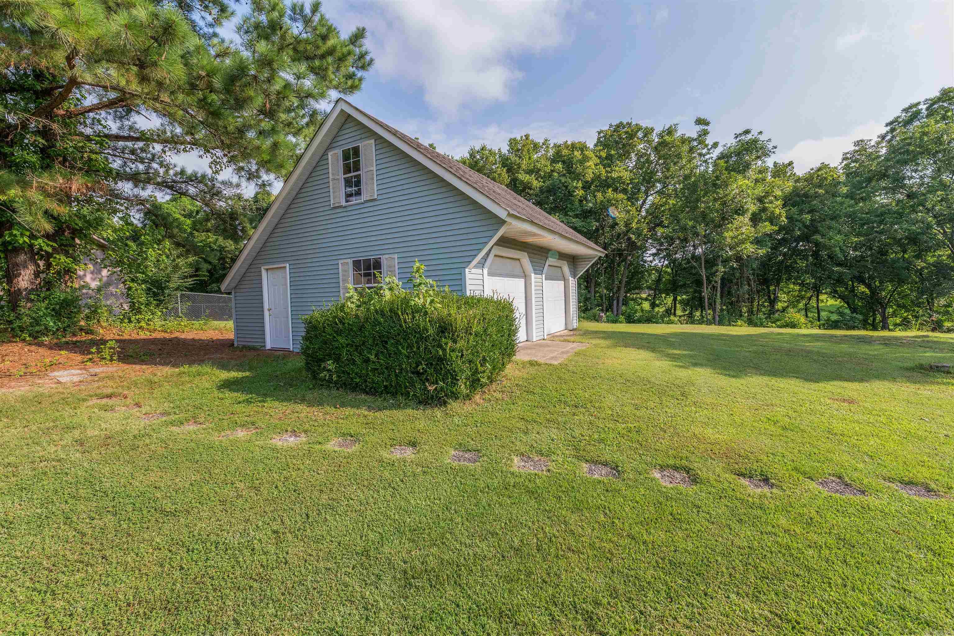 695 Rounds Road Batesville, AR 72501