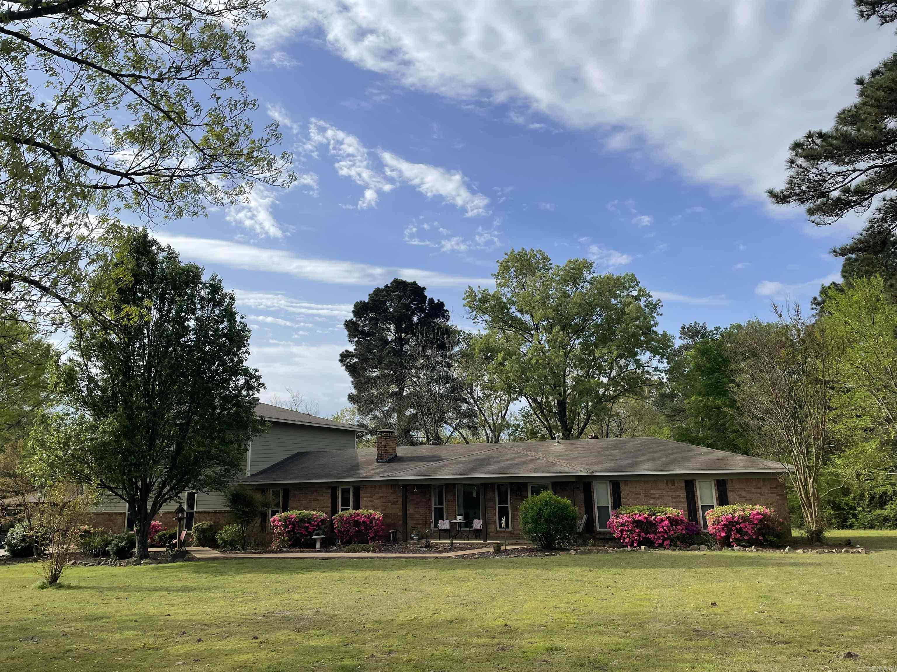 800  Horseshoe  Arkadelphia, AR