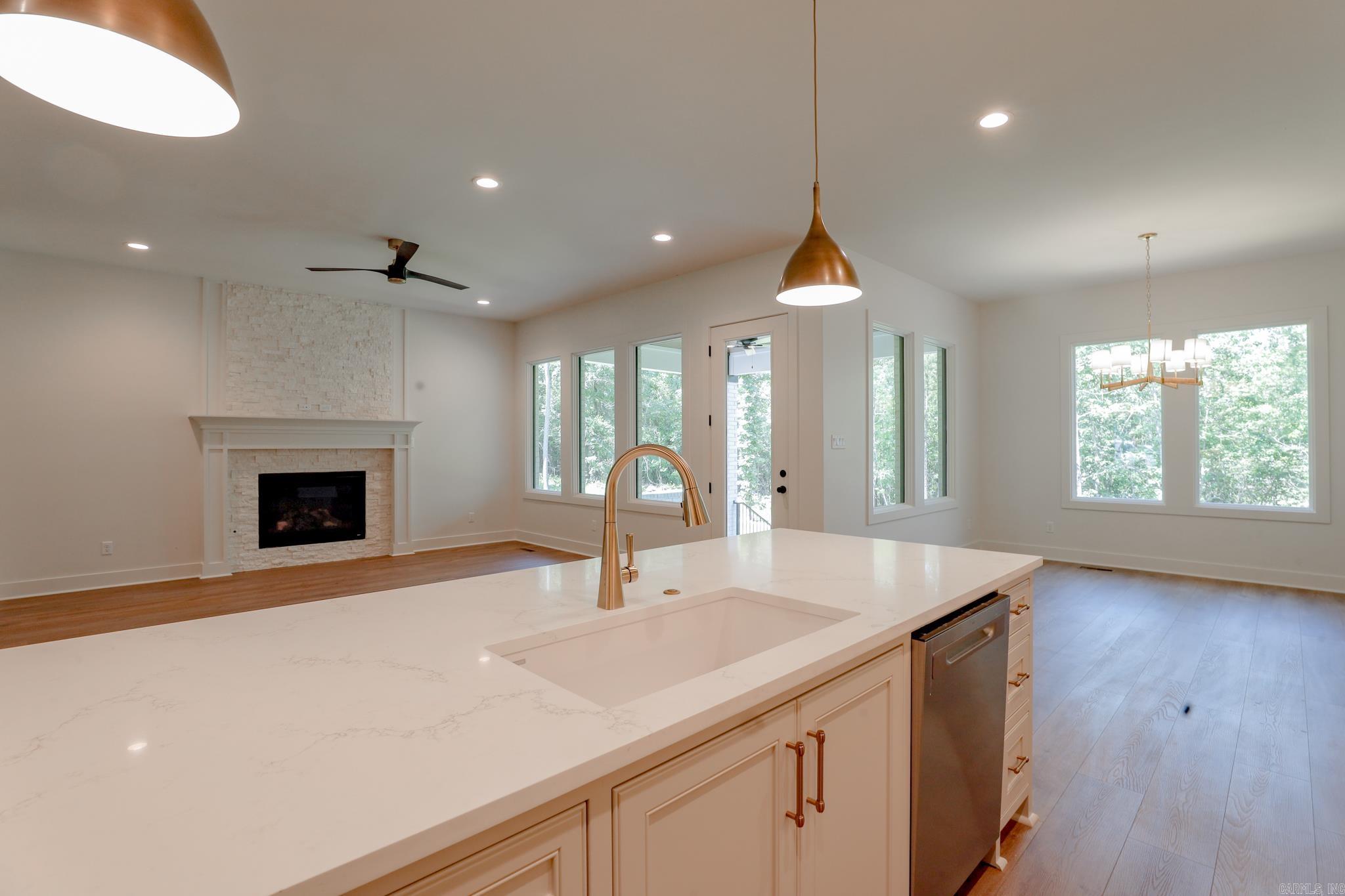 17105 Valley View Loop  Roland, AR