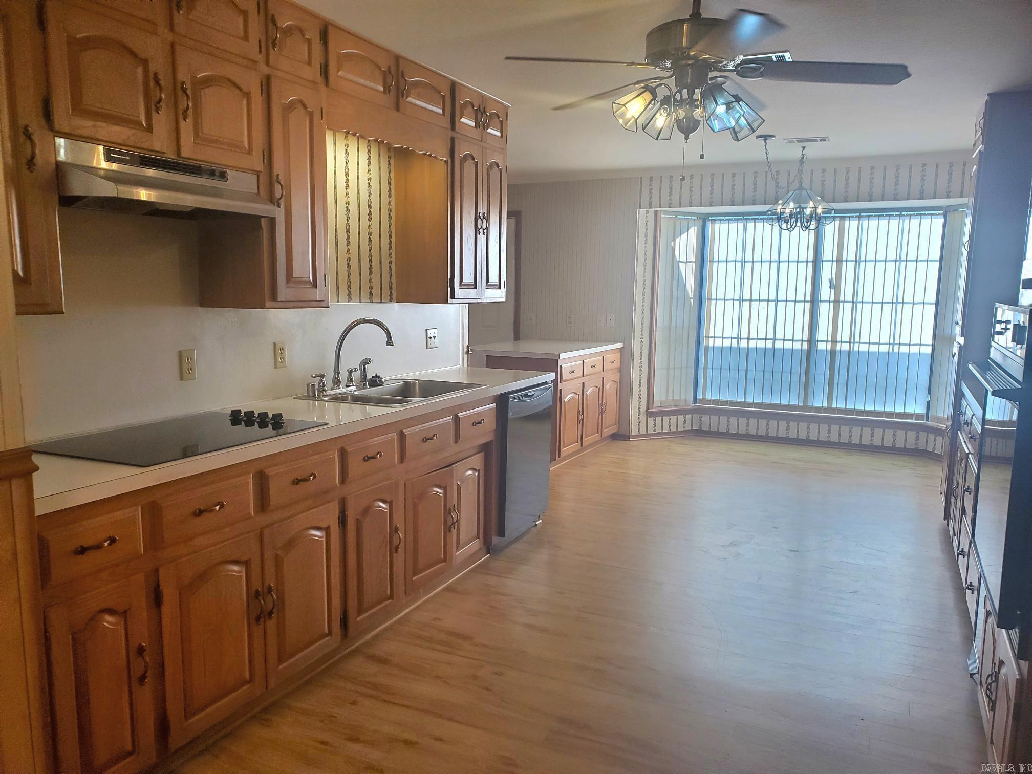 1105 Crescent Drive Mena, AR 71953