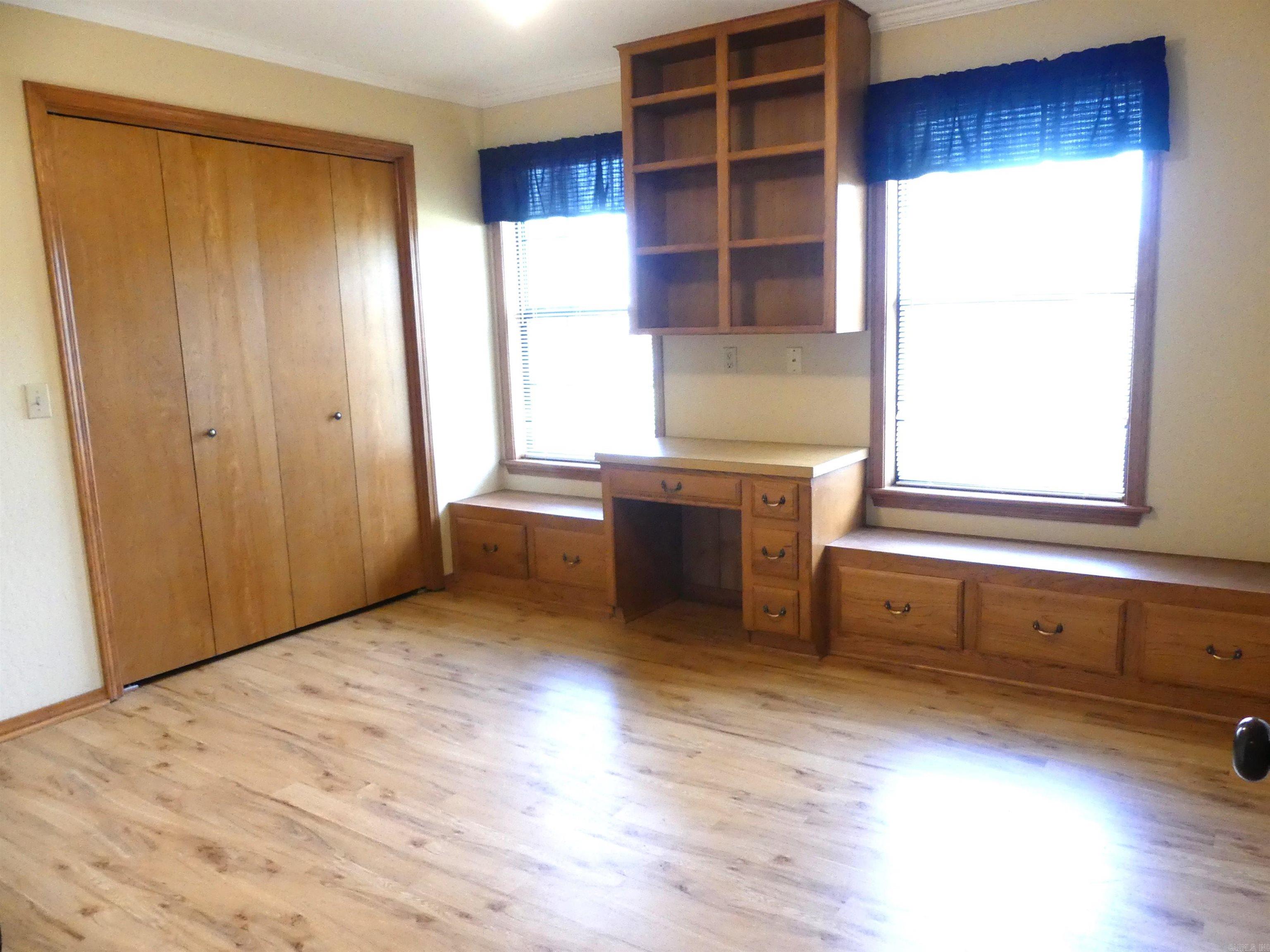 1105 Crescent Drive Mena, AR 71953