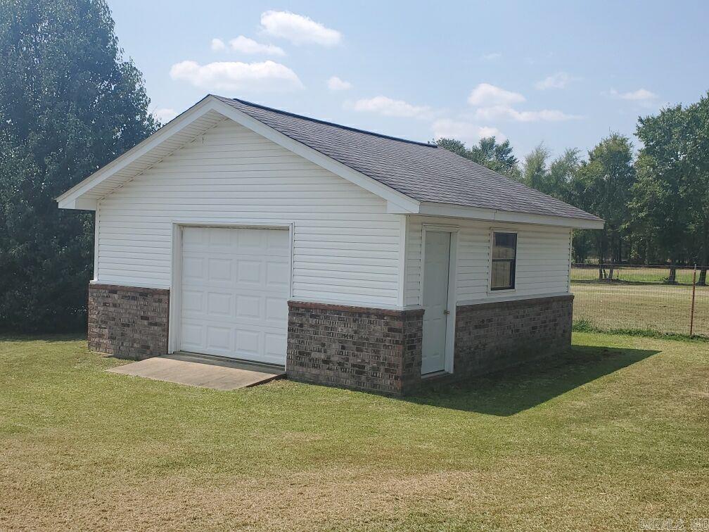 1105 Crescent Drive Mena, AR 71953