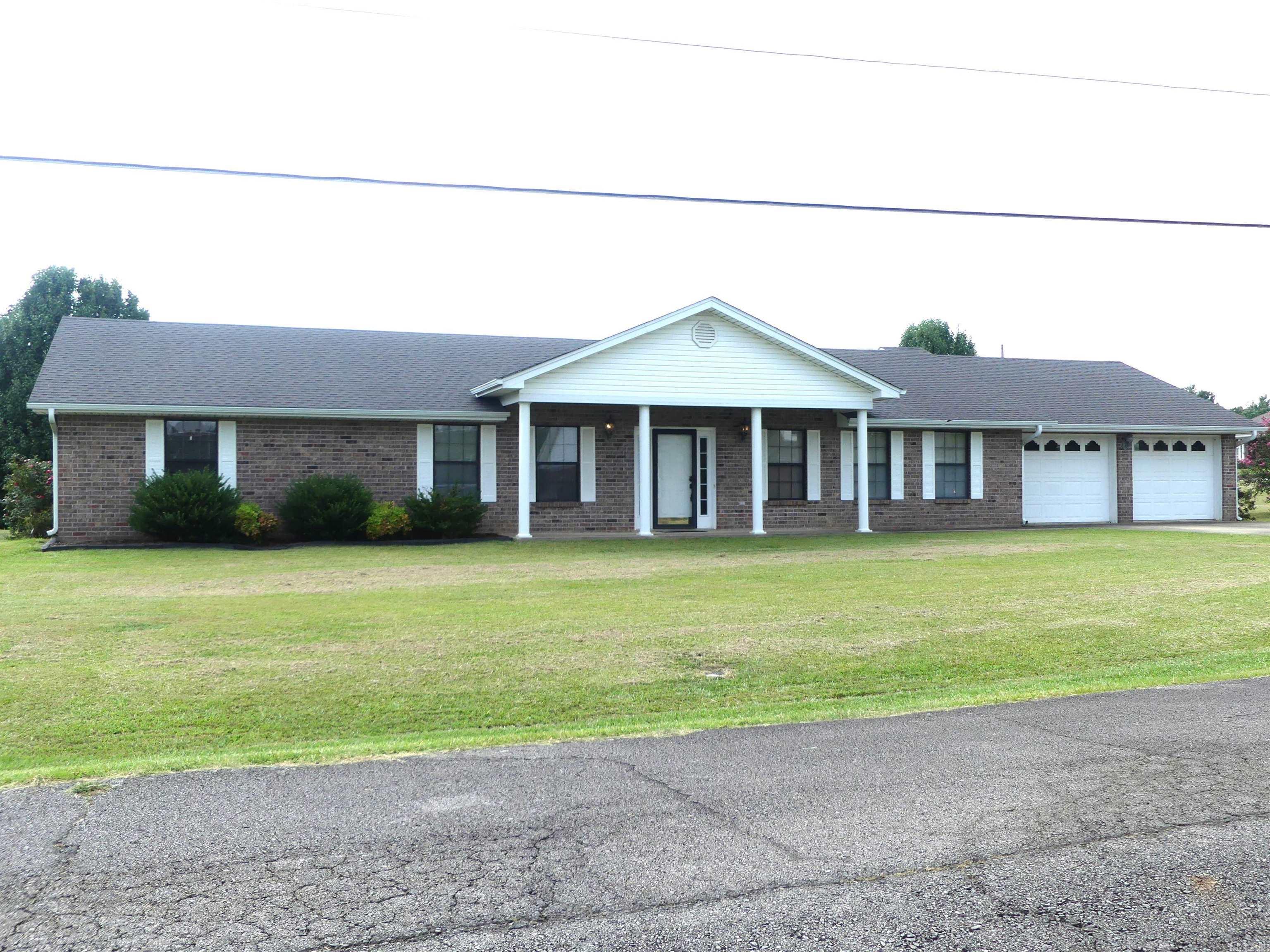 1105 Crescent Drive Mena, AR 71953