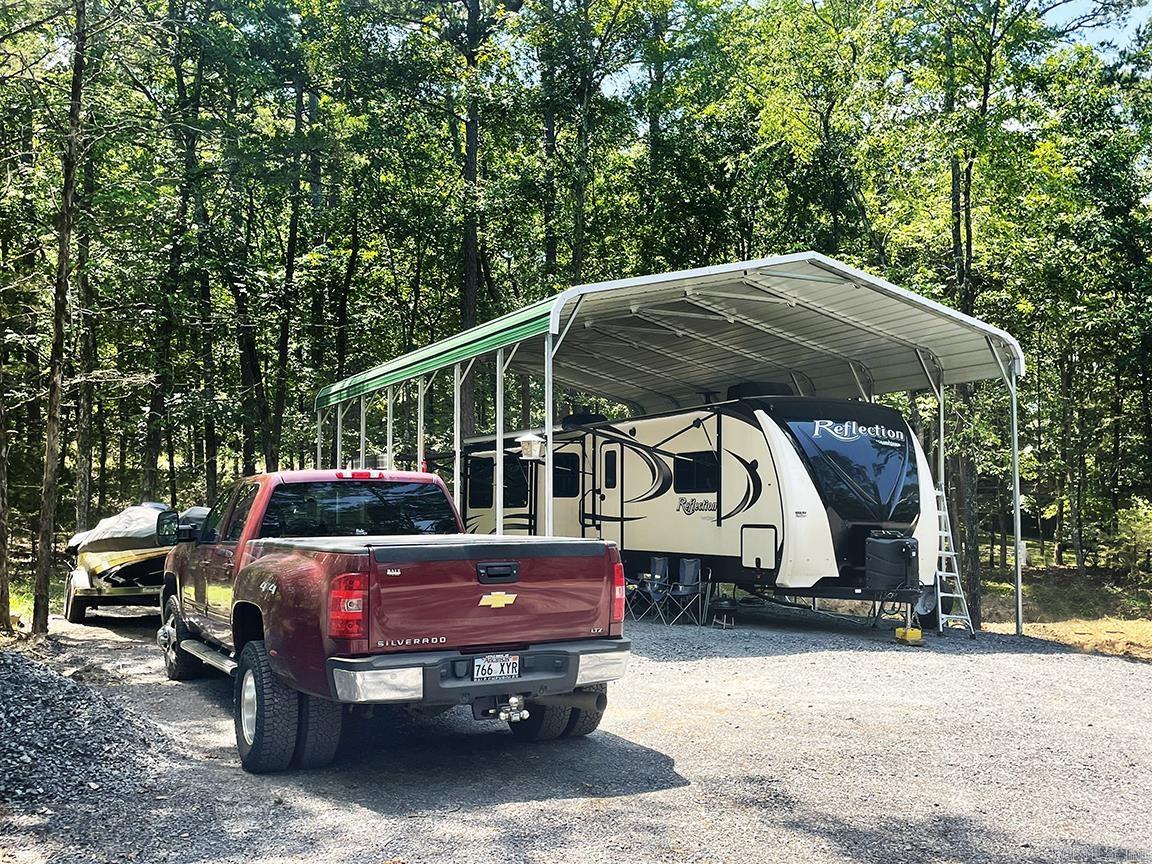 1367  Klondike Rd.  Clinton, AR