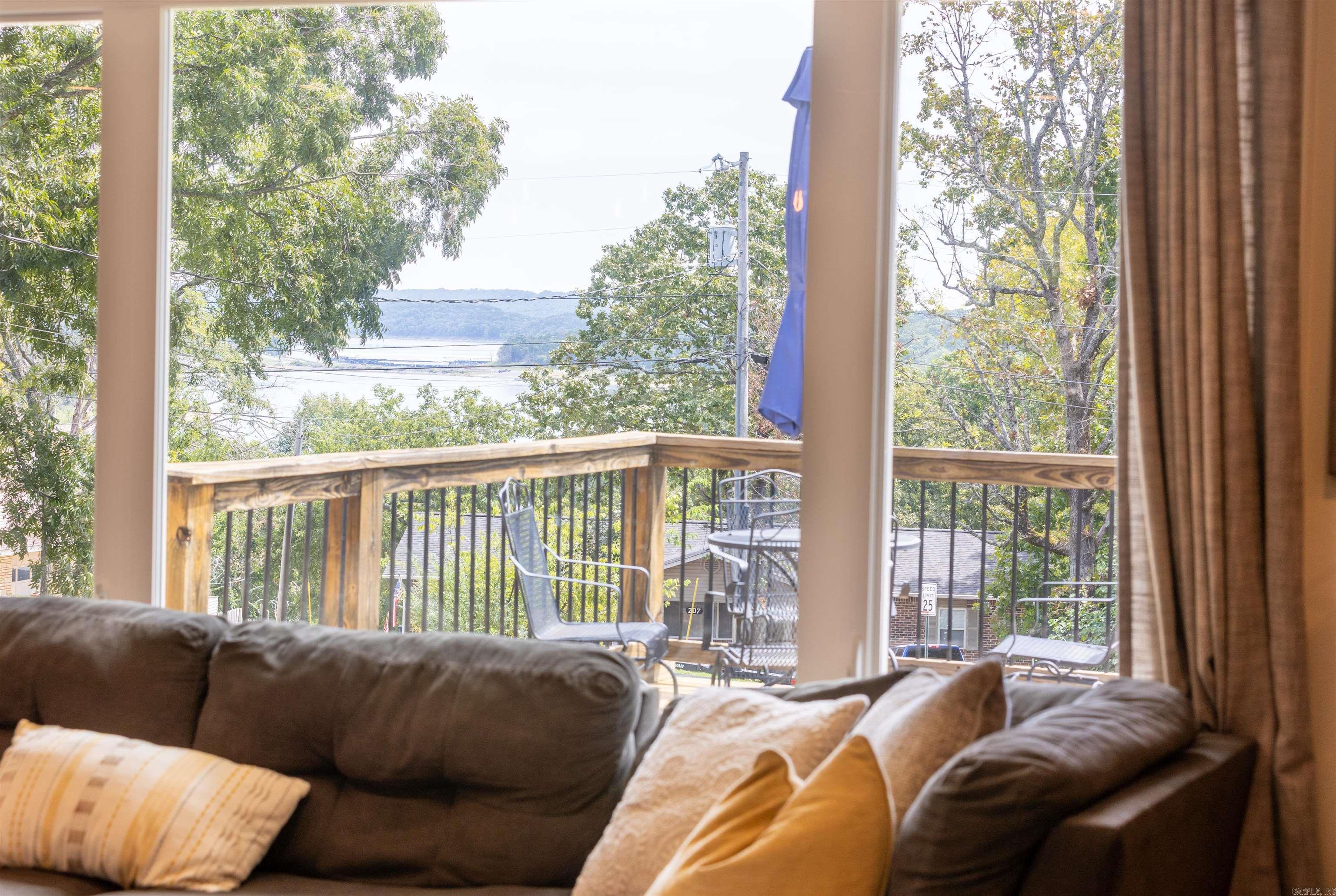 257  Larkspur Lane  Mountain Home, AR