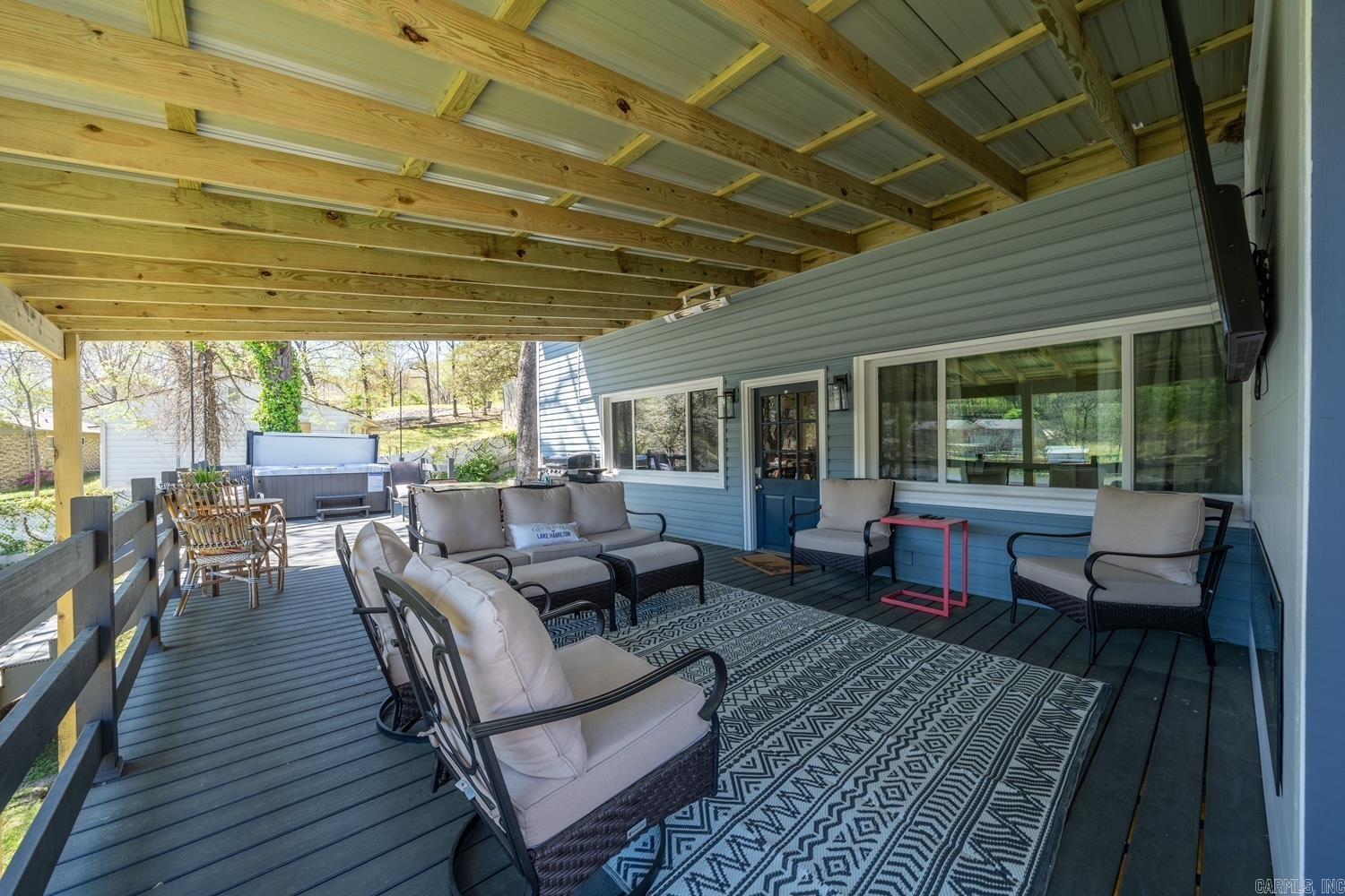 111  Hunts  Hot Springs, AR