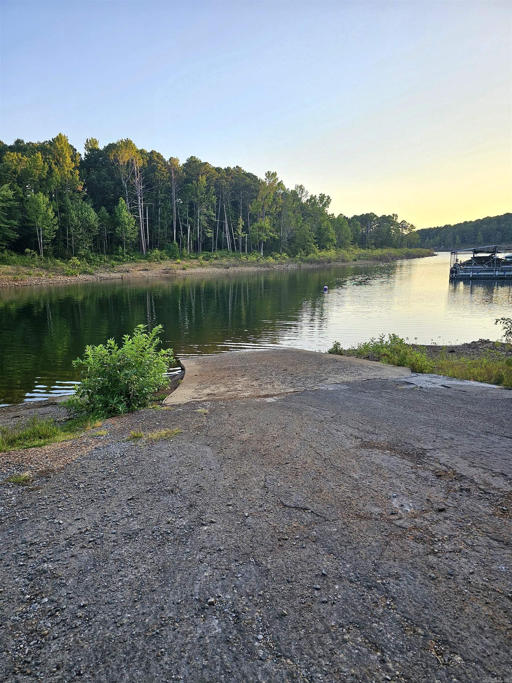 127  Wigwam Trail  Fairfield Bay, AR