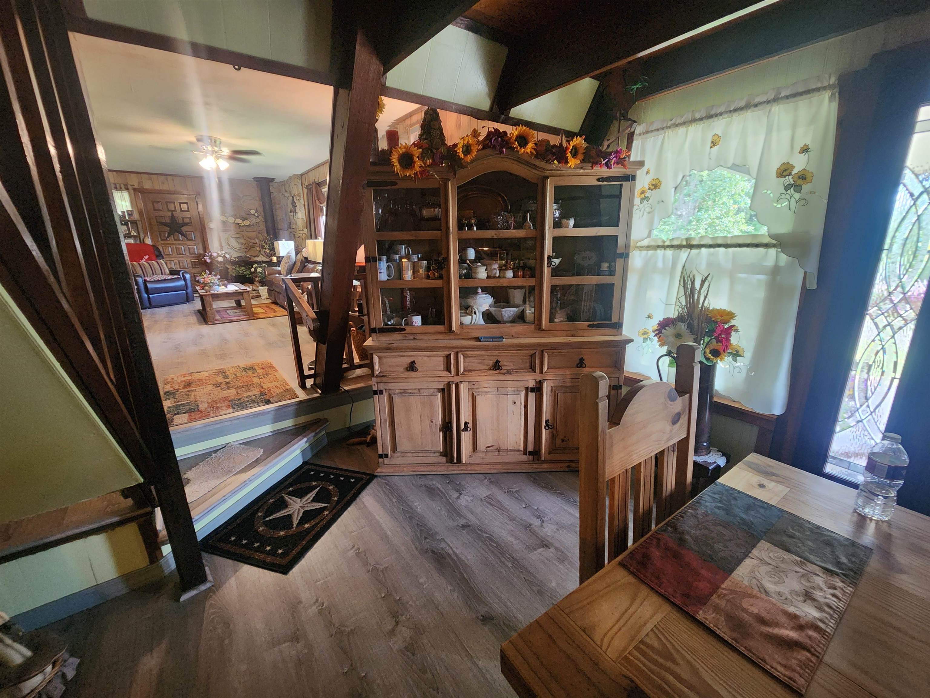 46  Crossroads  Highland, AR