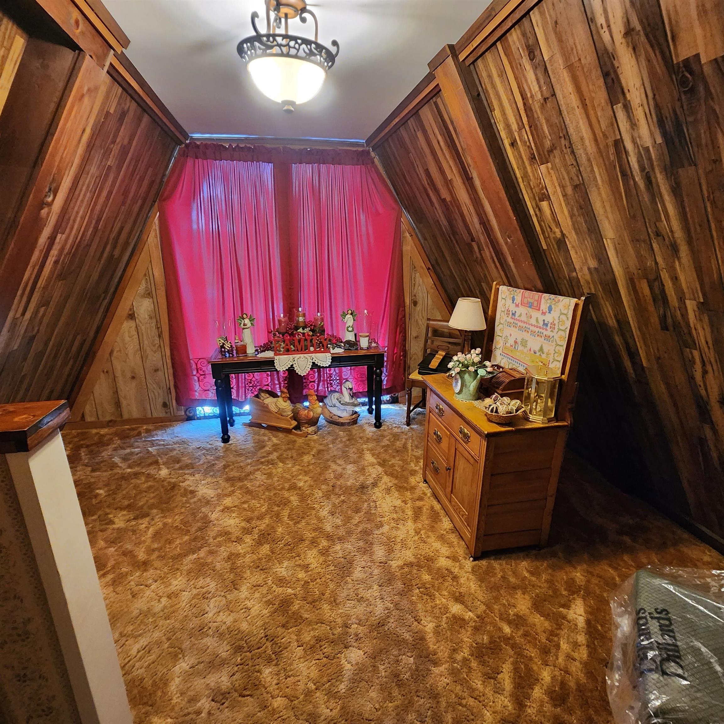 46  Crossroads  Highland, AR