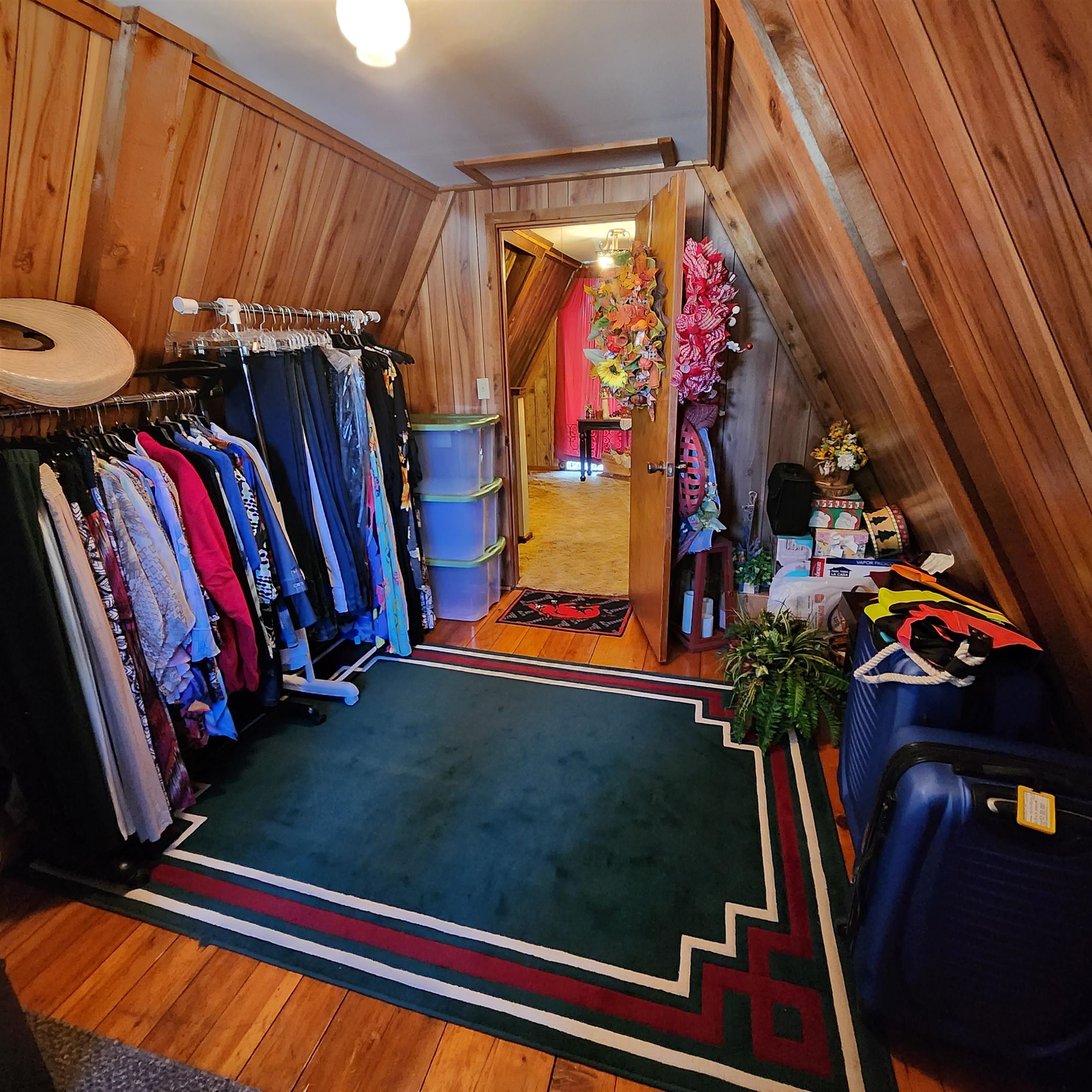 46  Crossroads  Highland, AR