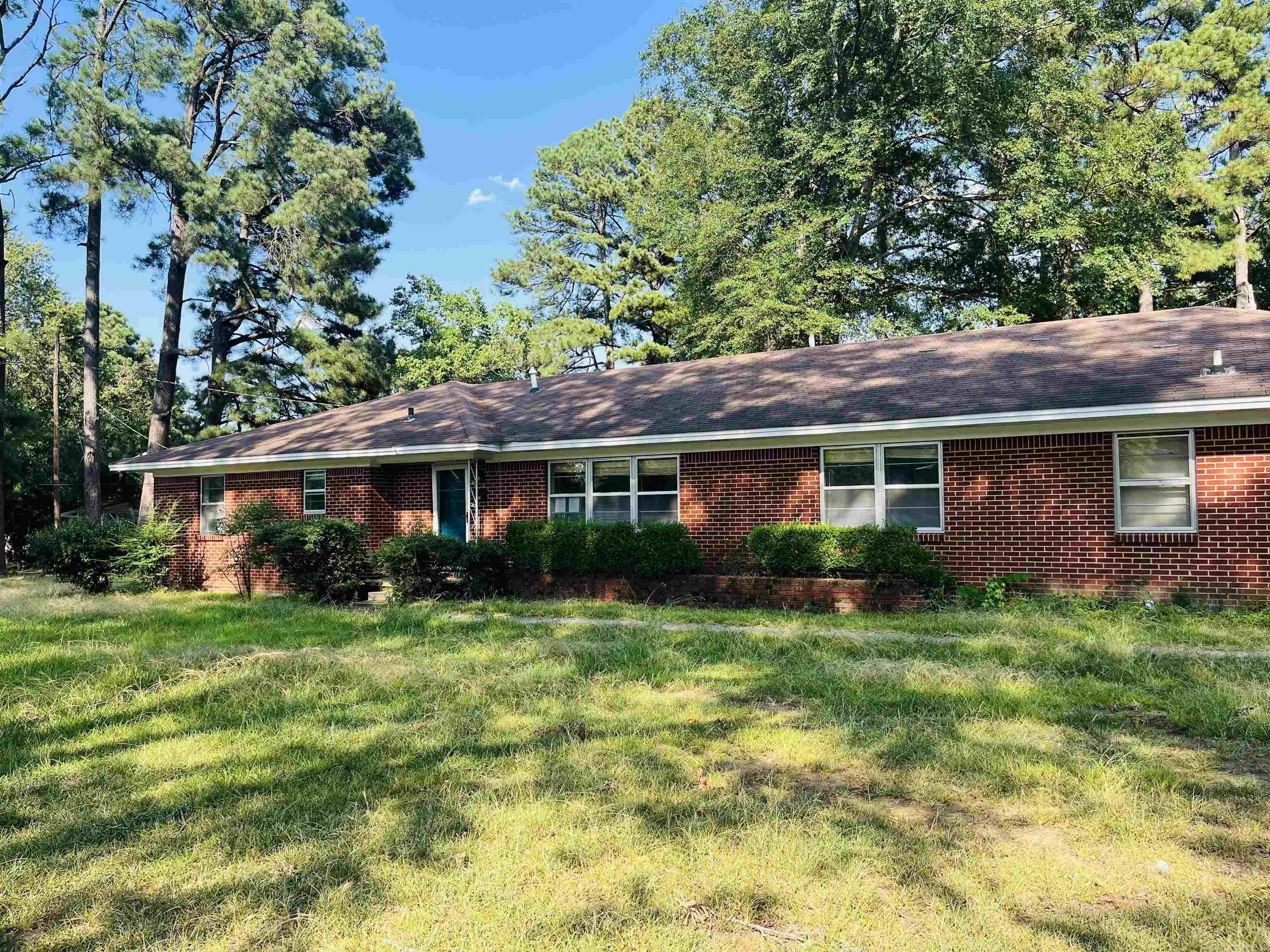 467 S Edwards  Monticello, AR