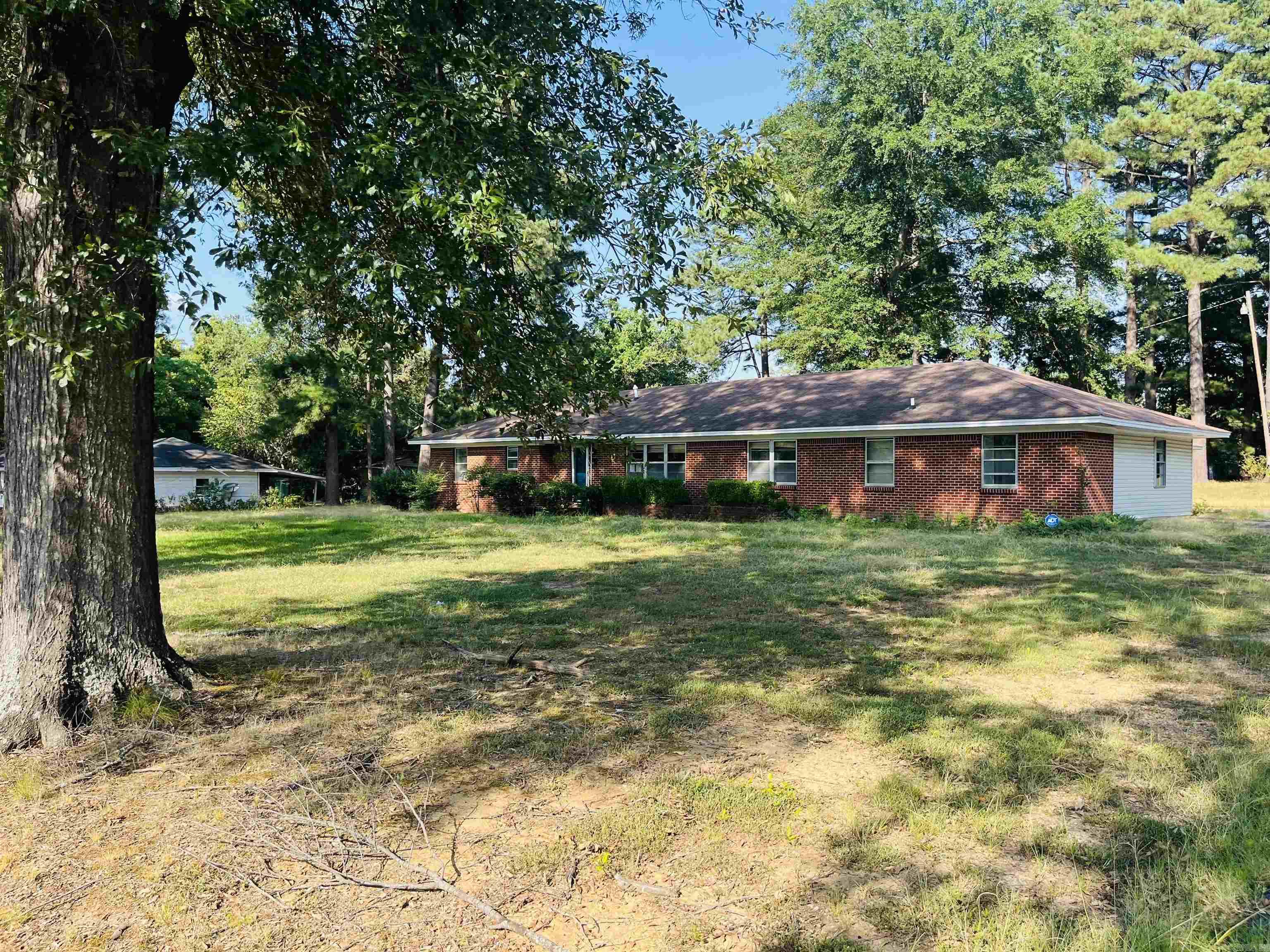 467 S Edwards  Monticello, AR