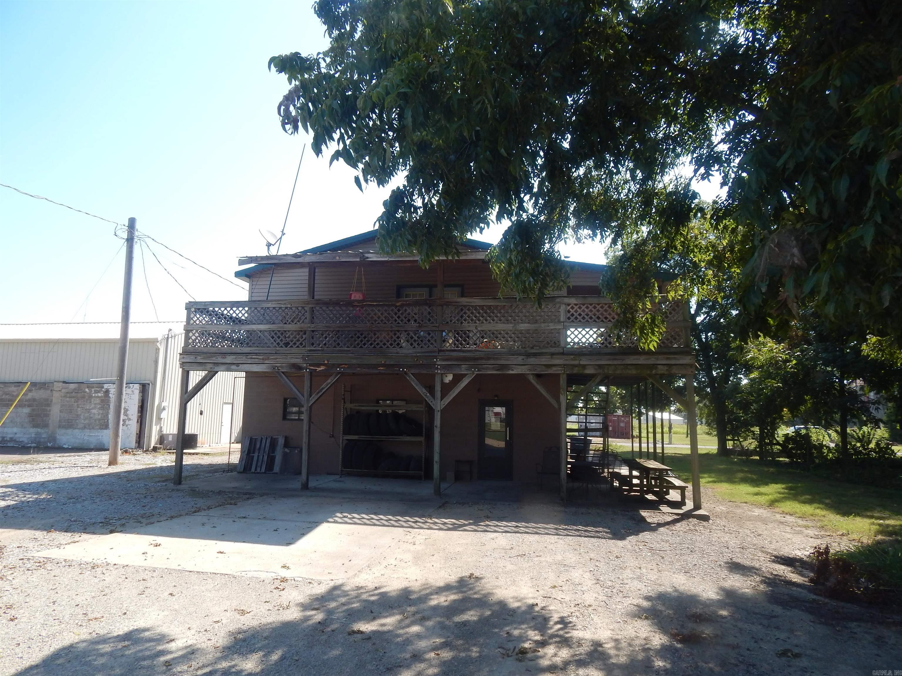 203 S 2 ST  Marmaduke, AR