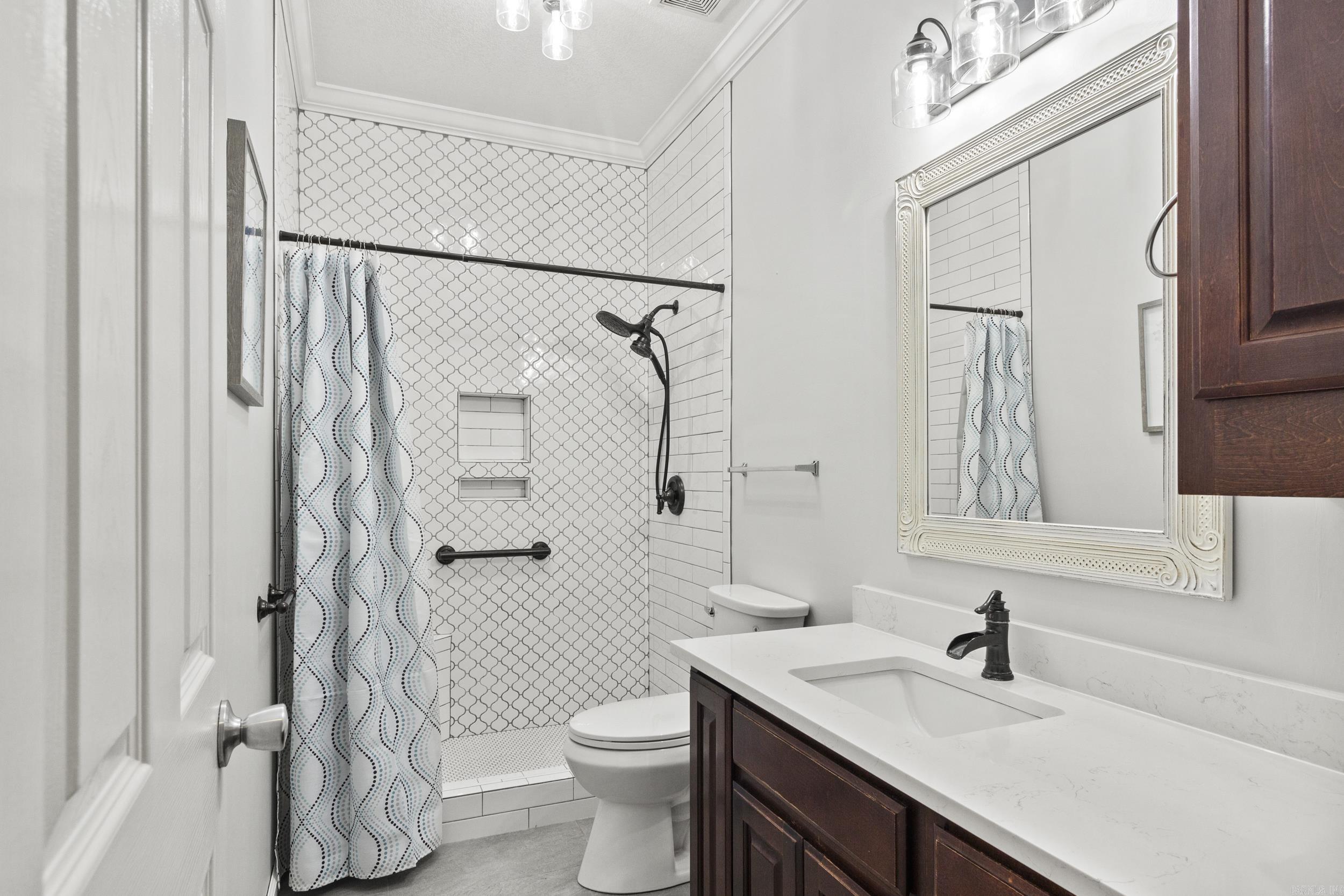 1321 E Martin  Wynne, AR