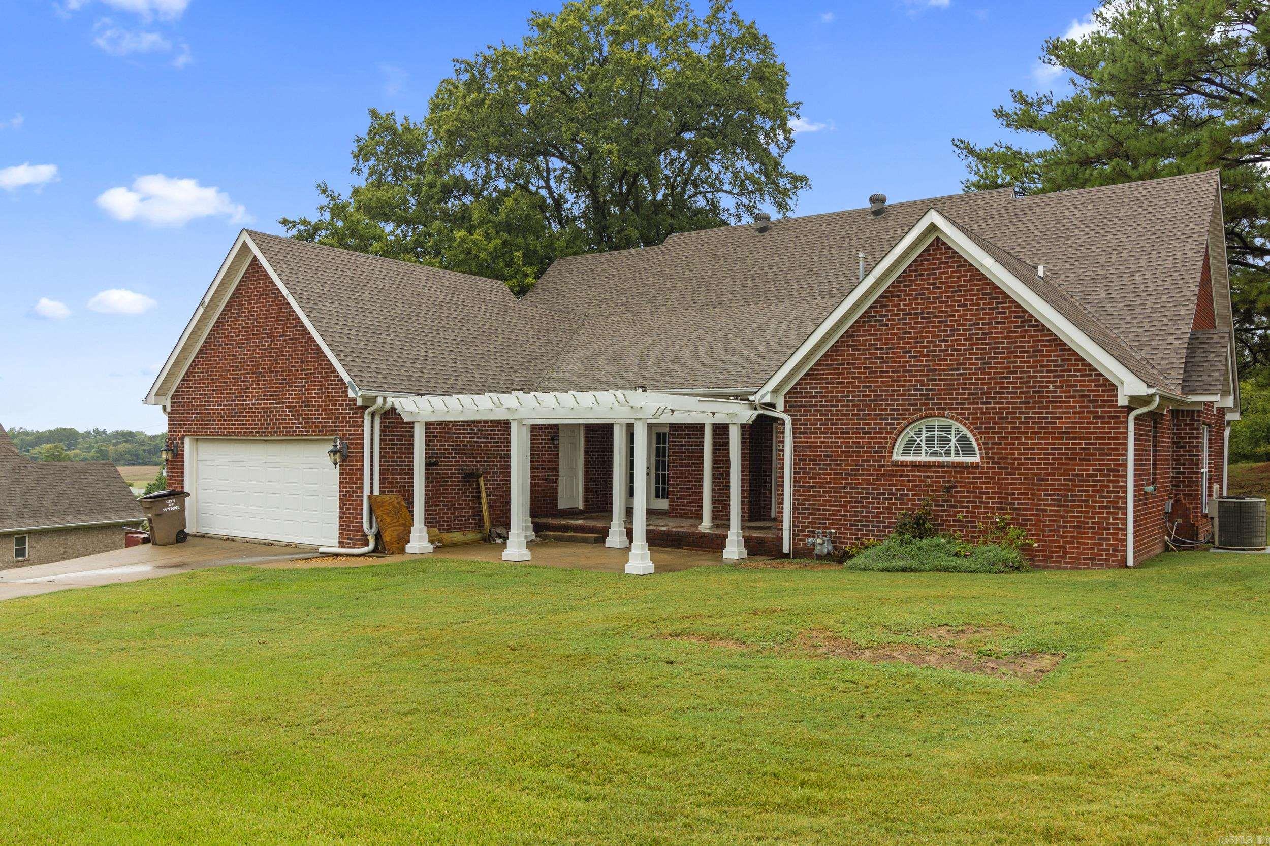 1321 E Martin  Wynne, AR