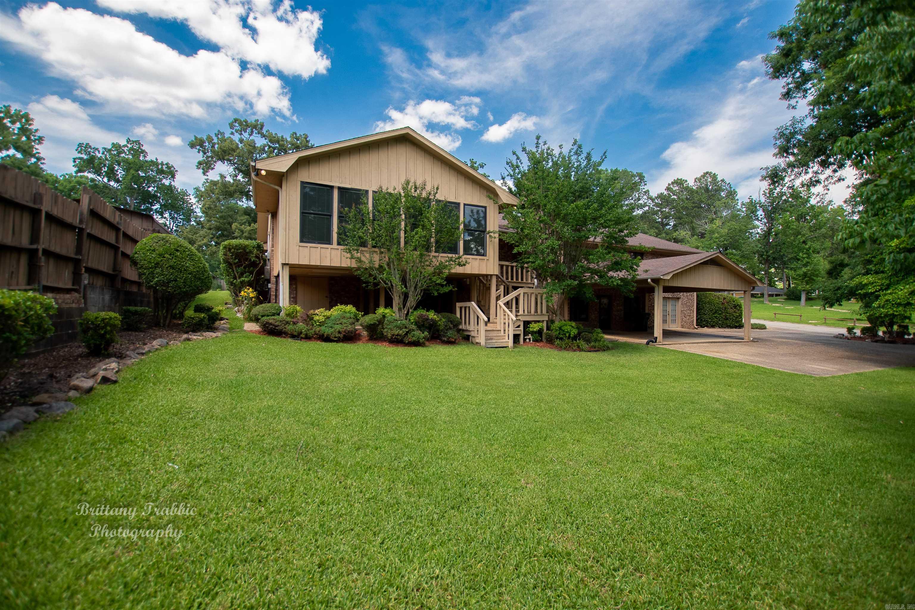 2203 W Elm St  El Dorado, AR