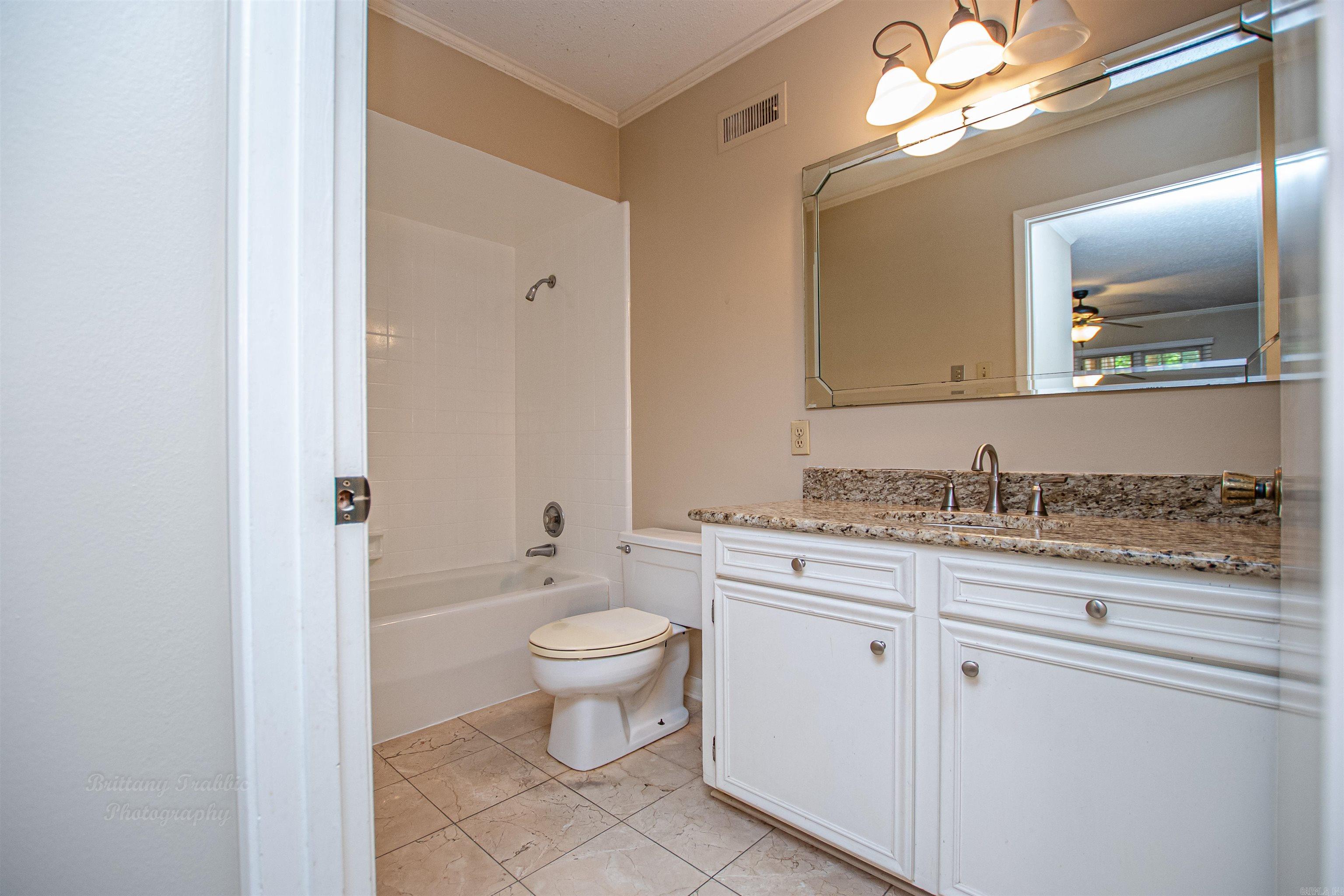 2203 W Elm St  El Dorado, AR