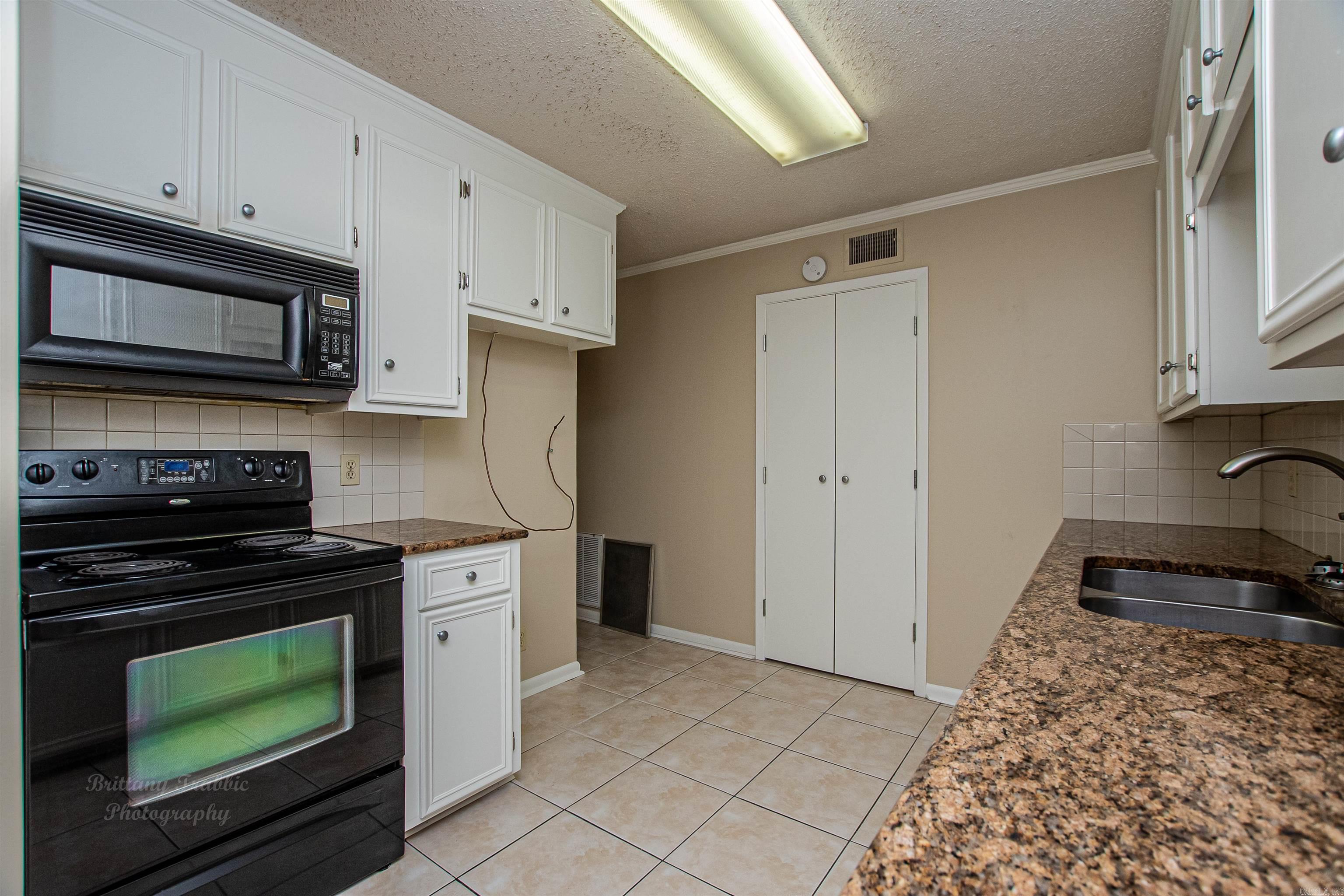 2203 W Elm St  El Dorado, AR