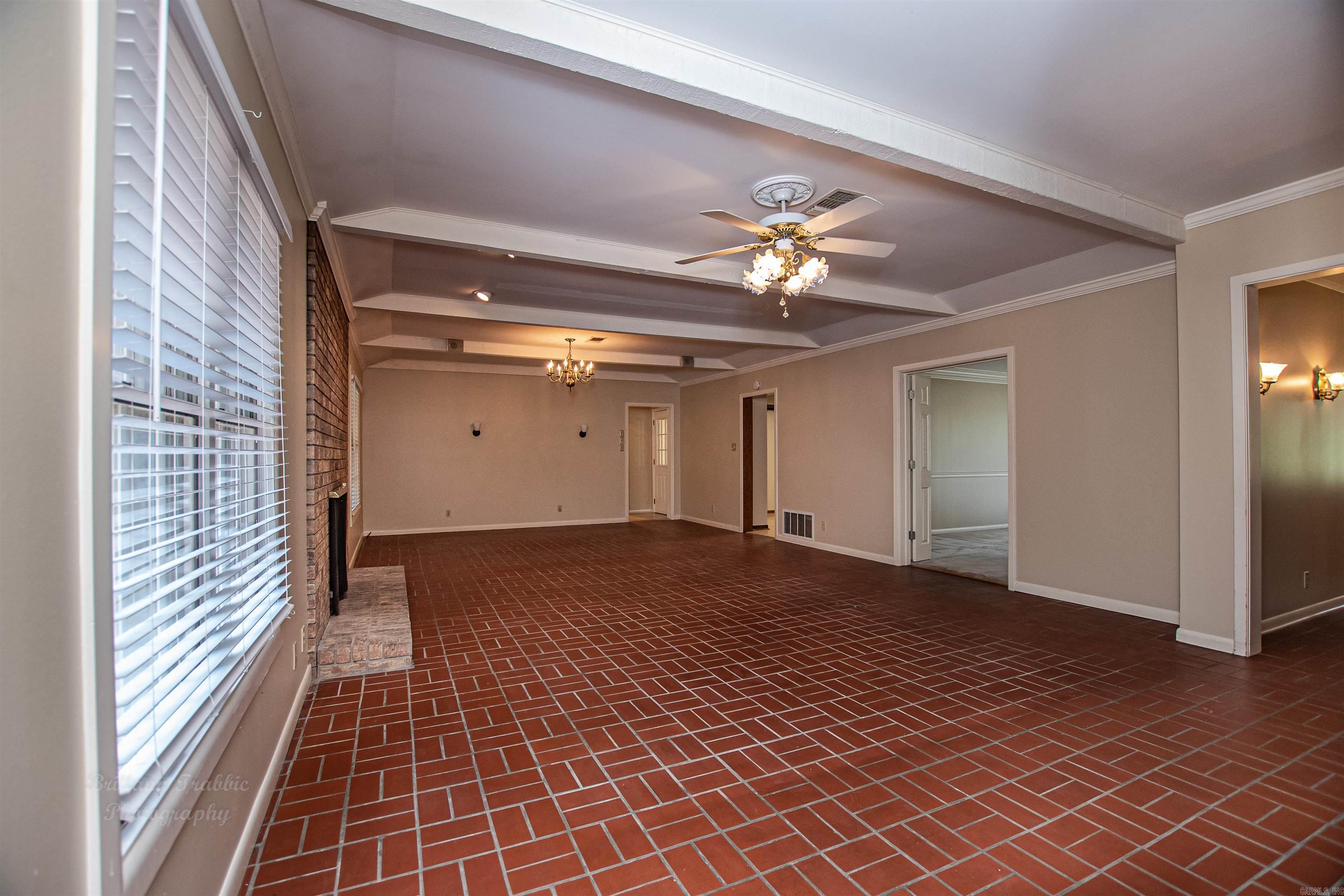 2203 W Elm St  El Dorado, AR