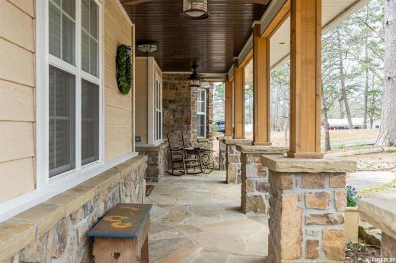 1127 Lakeshore Drive Hot Springs, AR 71913