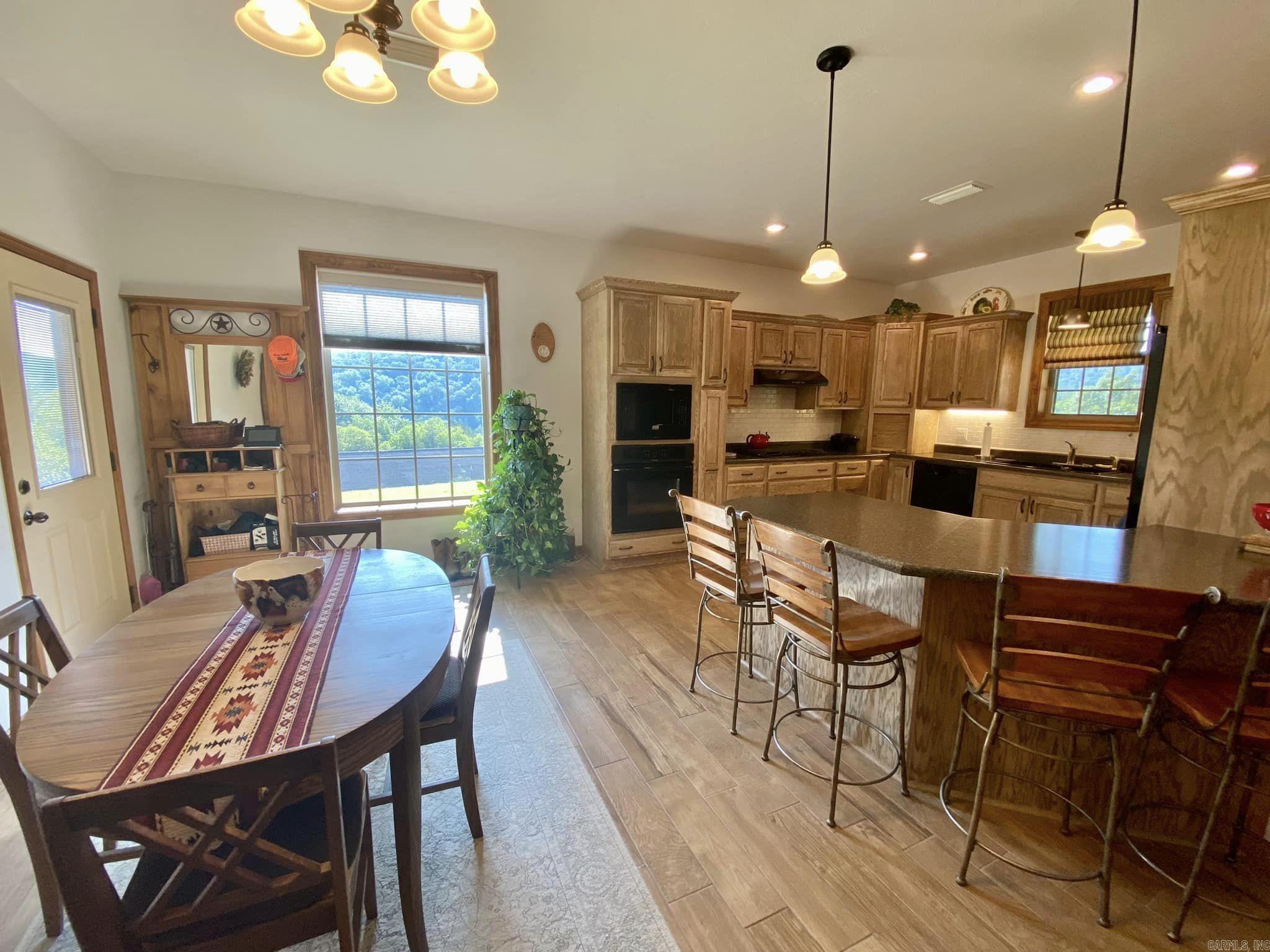 8465  Herpel  Mountain View, AR