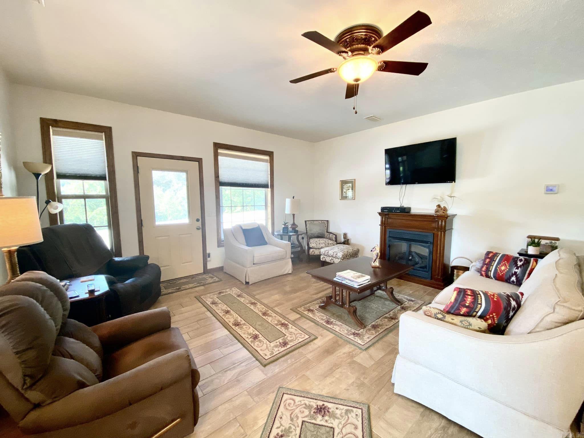 8465  Herpel  Mountain View, AR