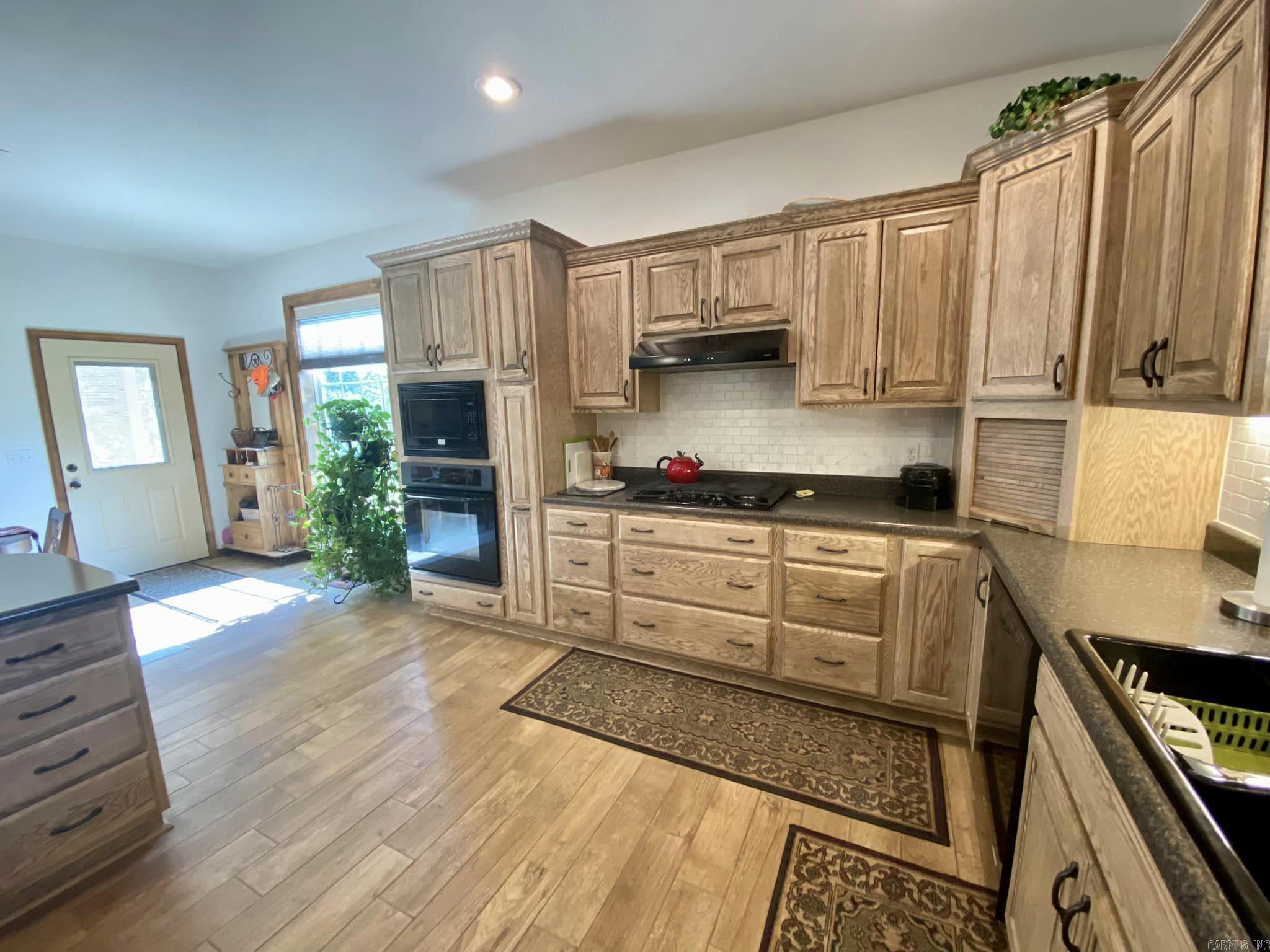 8465  Herpel  Mountain View, AR