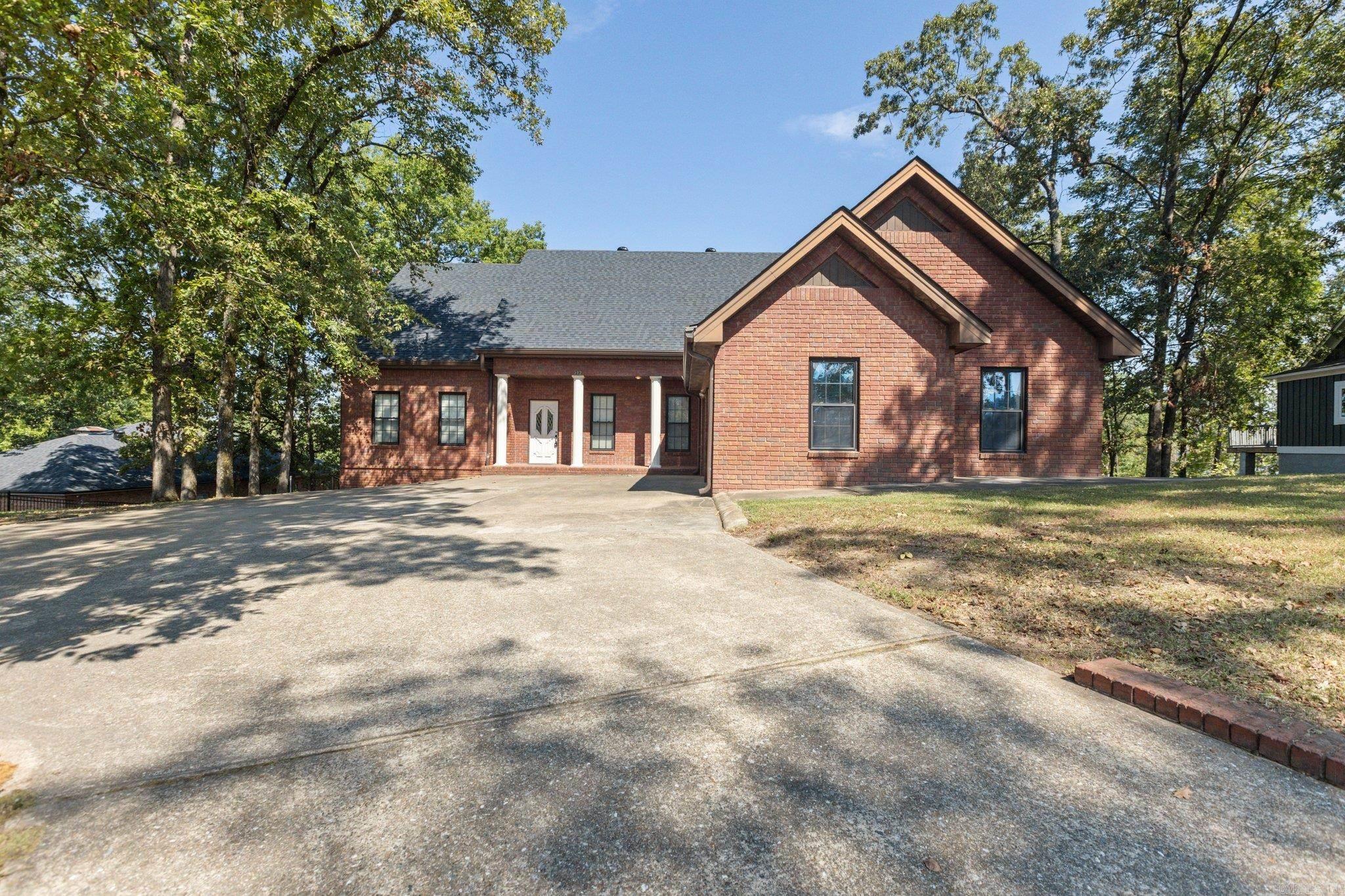 212  Summertime  Hot Springs, AR