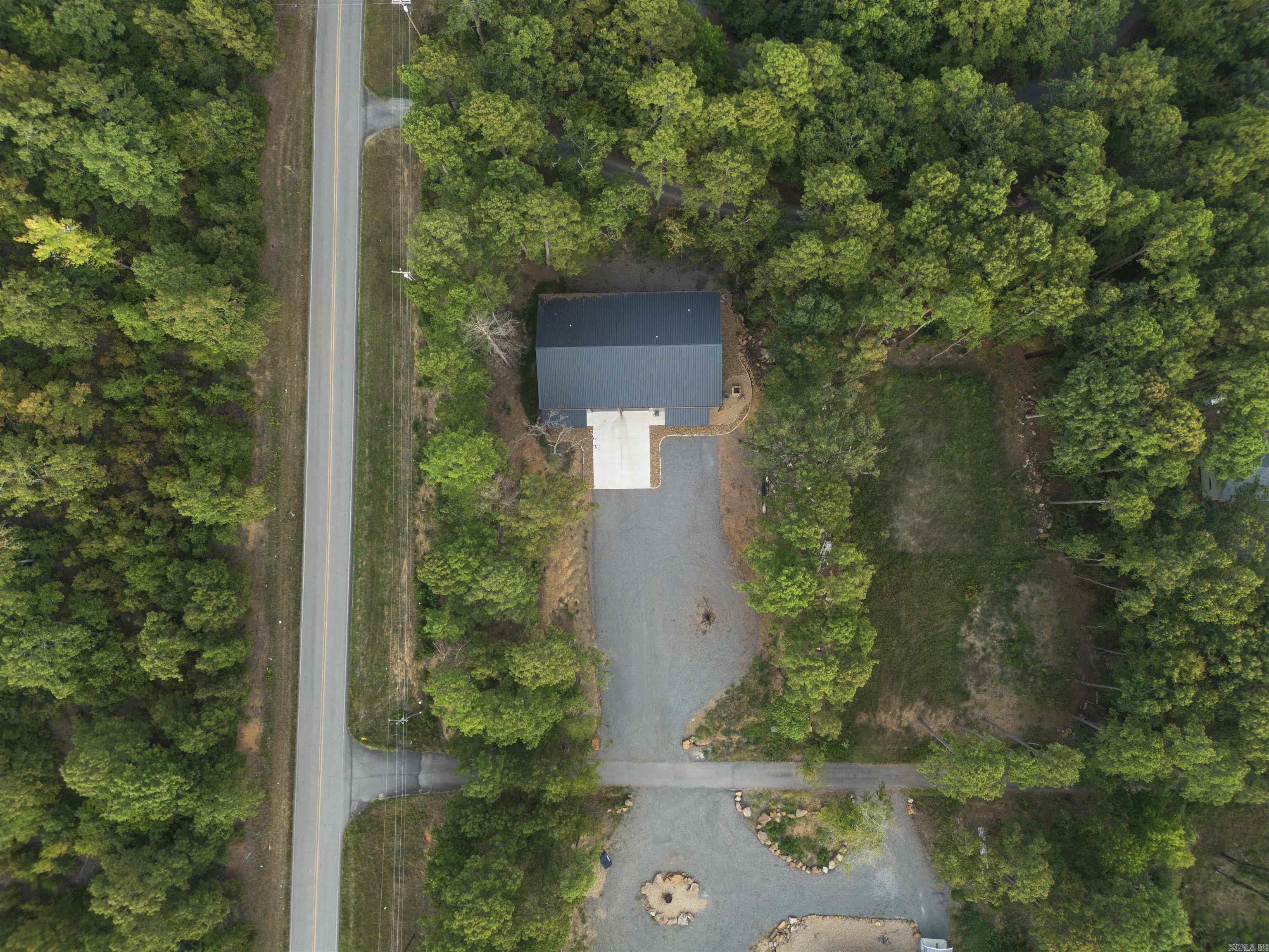 211  Woodland Shores  Clinton, AR