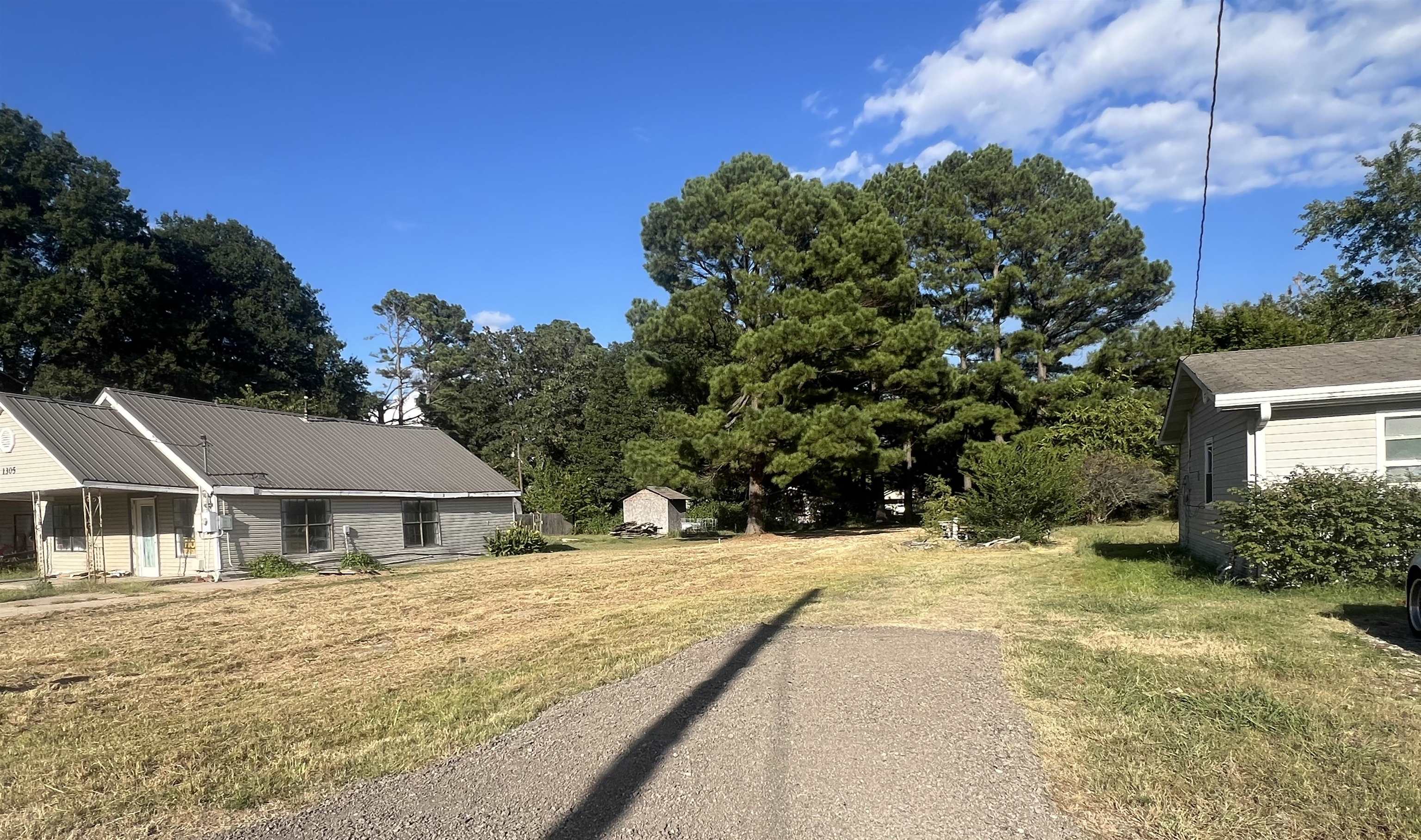 1303  Royal  Paragould, AR