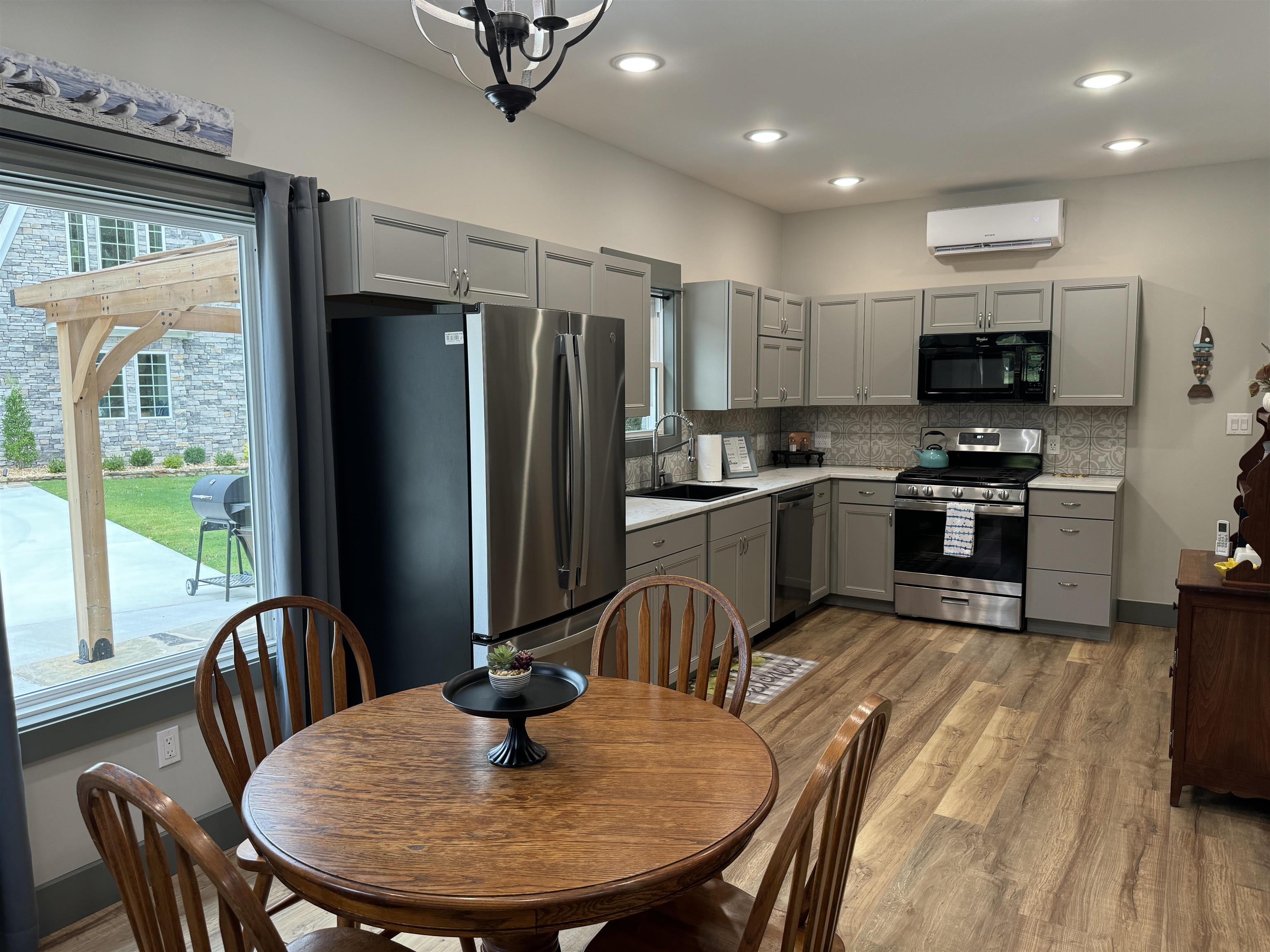 51  Yosemite  Cherokee Village, AR
