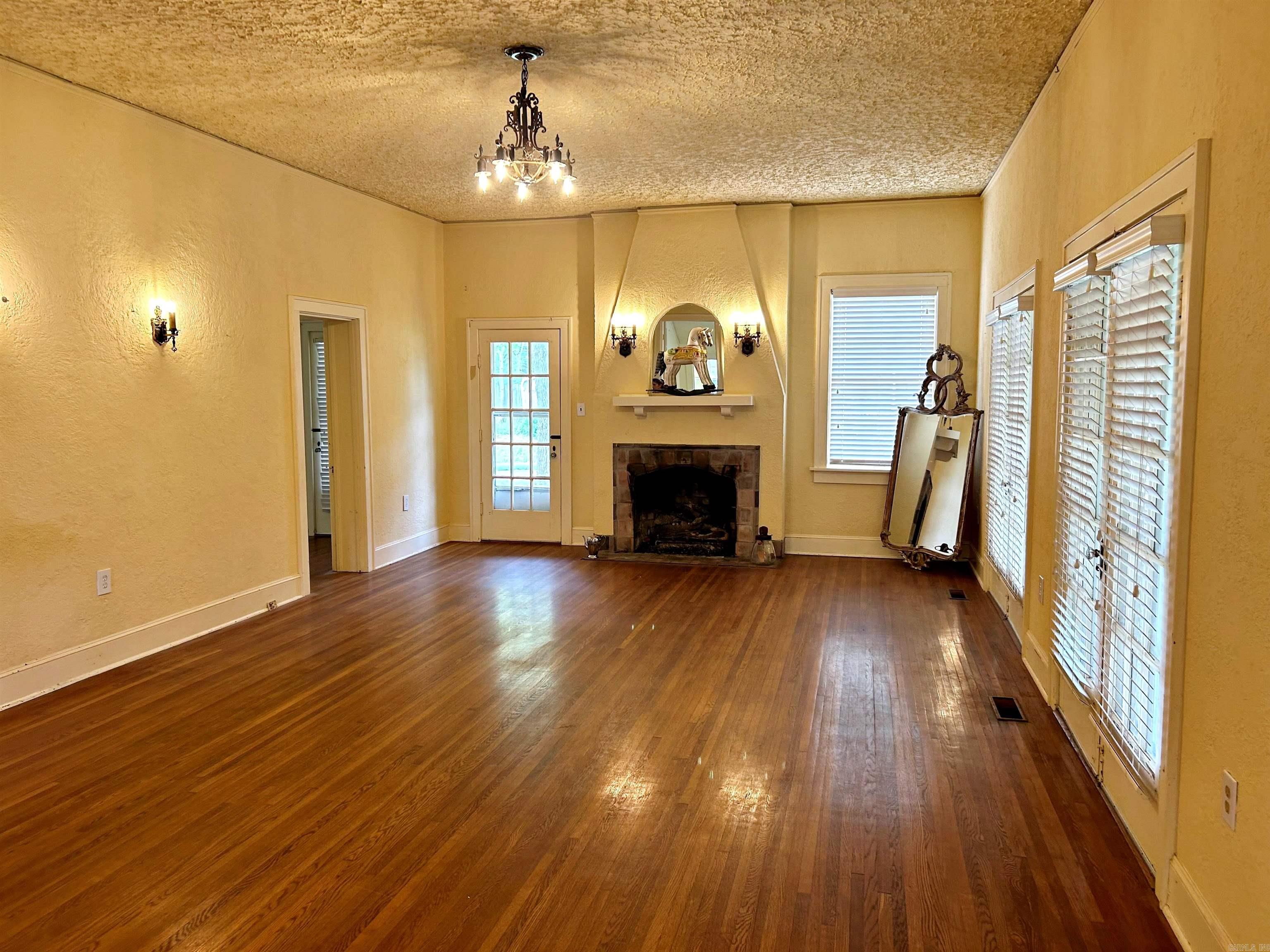 309  Hardin  Arkadelphia, AR