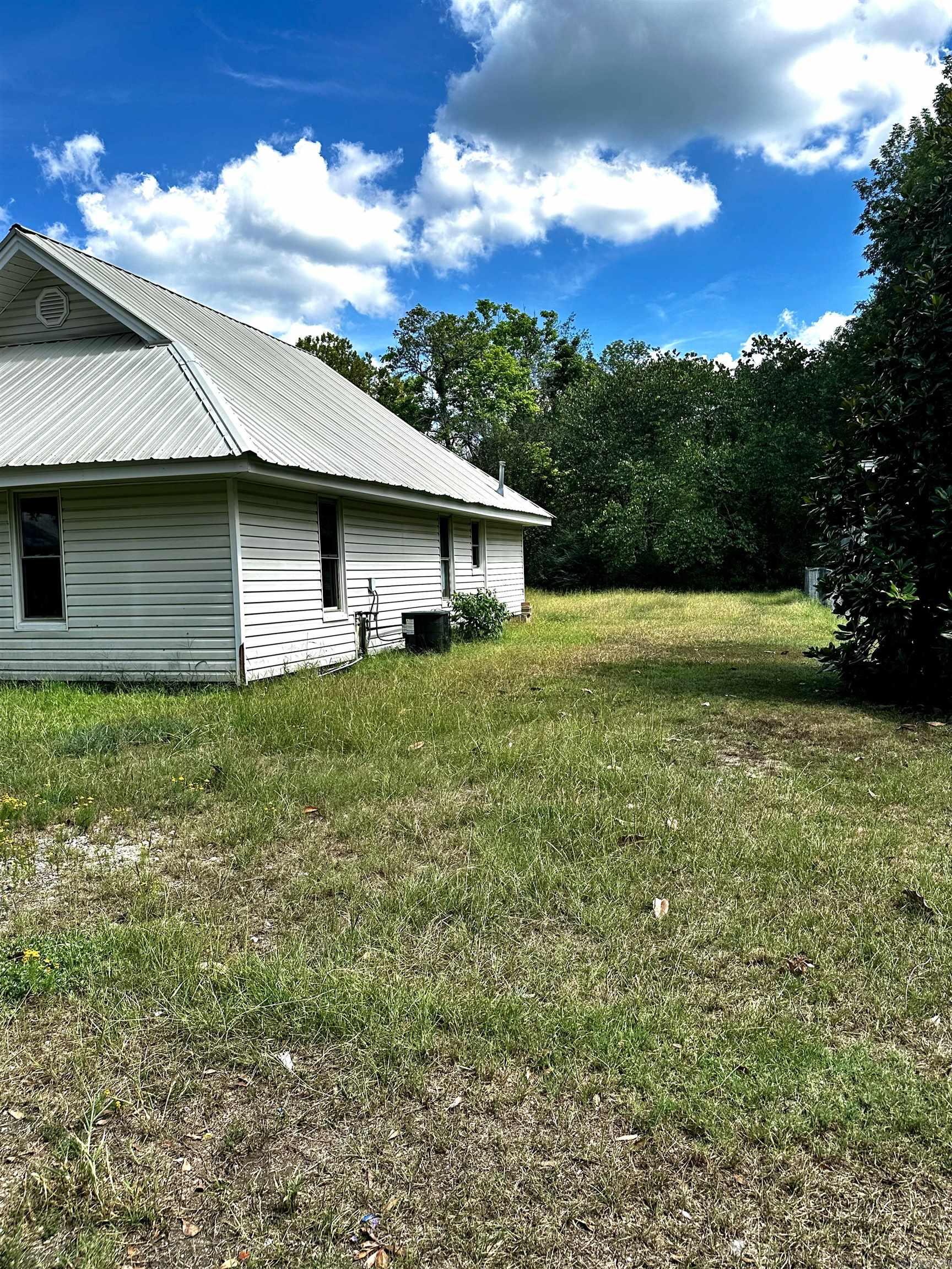 207 S Hall  Donaldson, AR