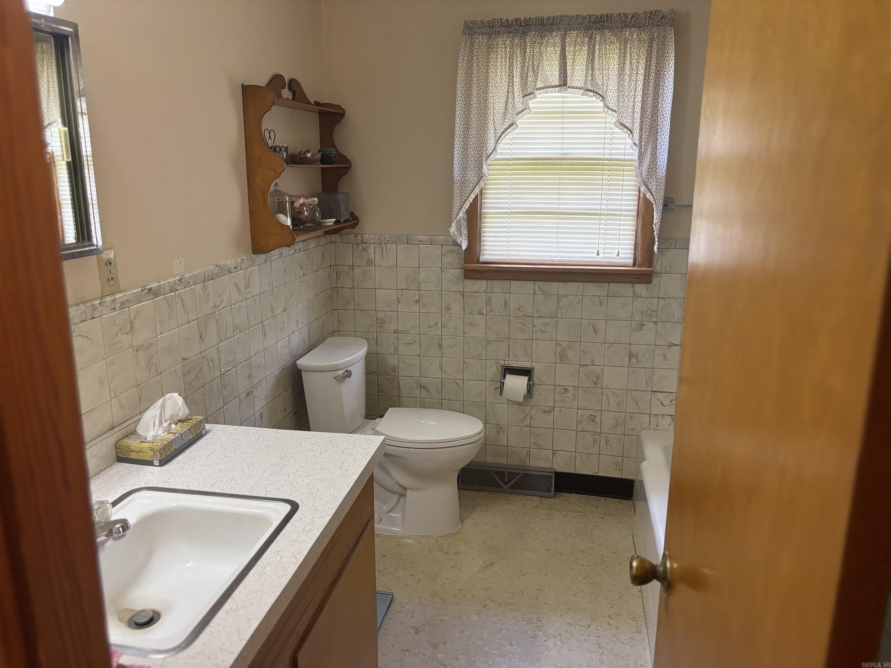 665  Cochran Avenue  Mammoth Spring, AR