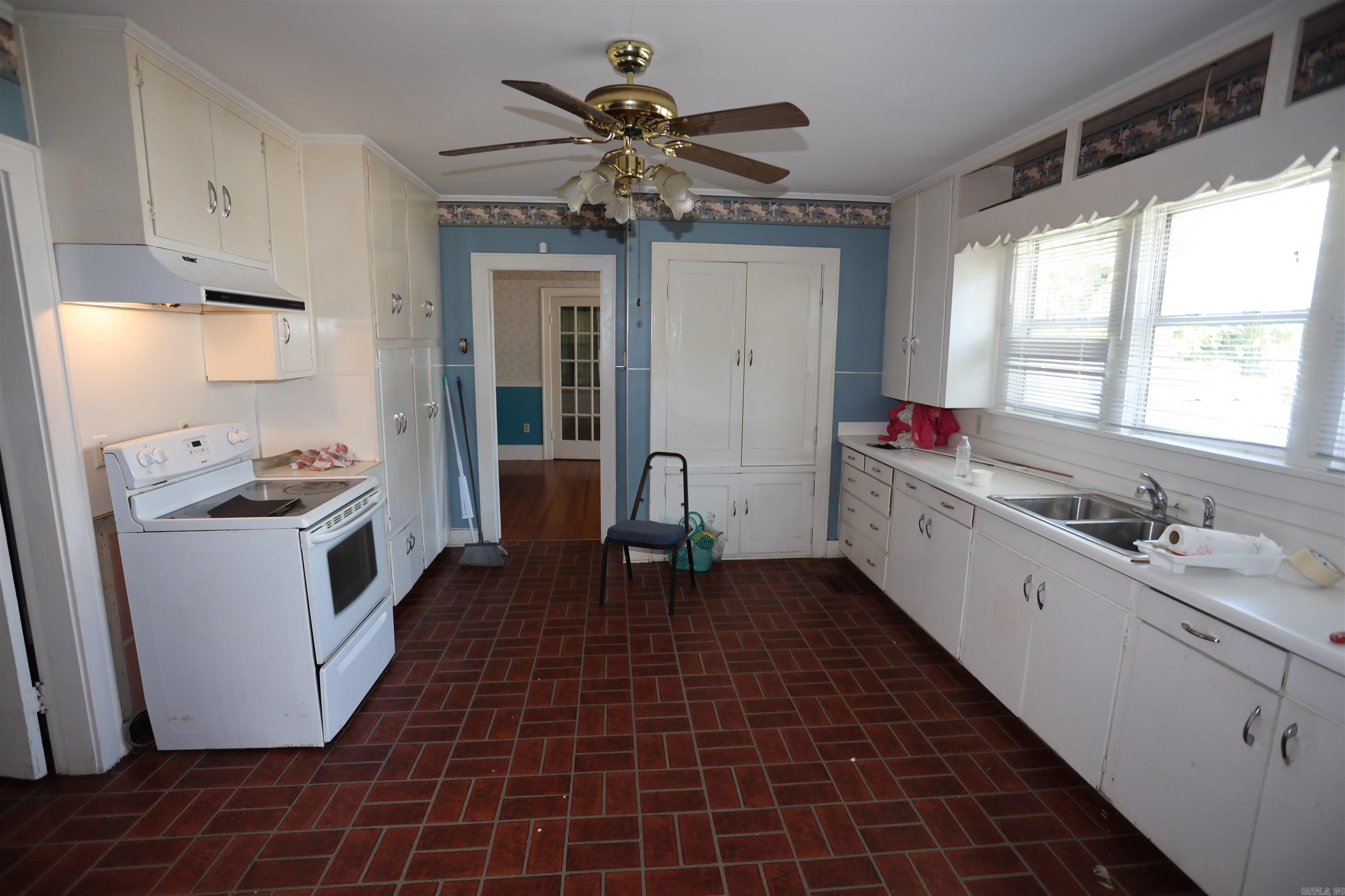 622 N Martin  Warren, AR