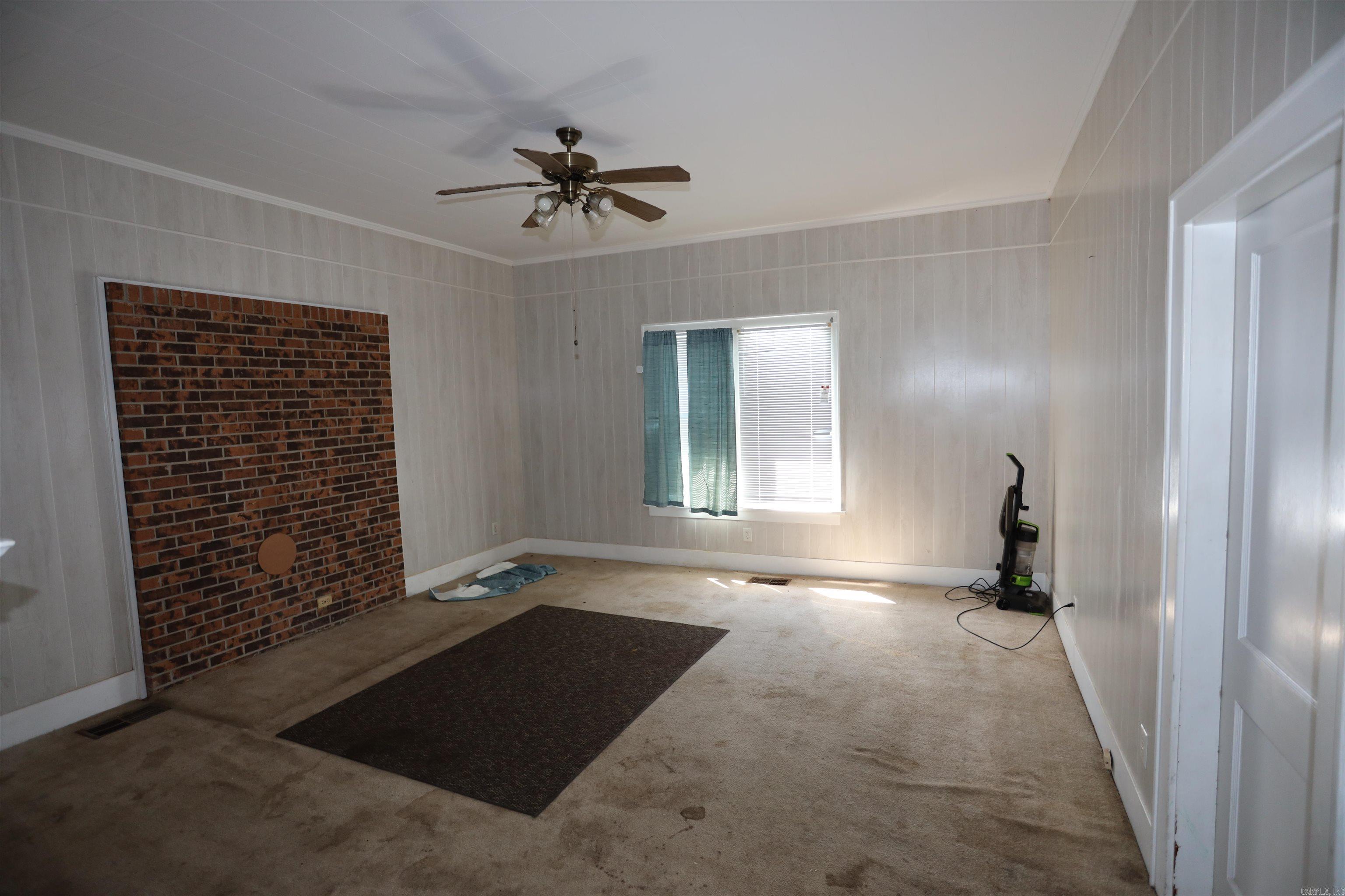 622 N Martin  Warren, AR