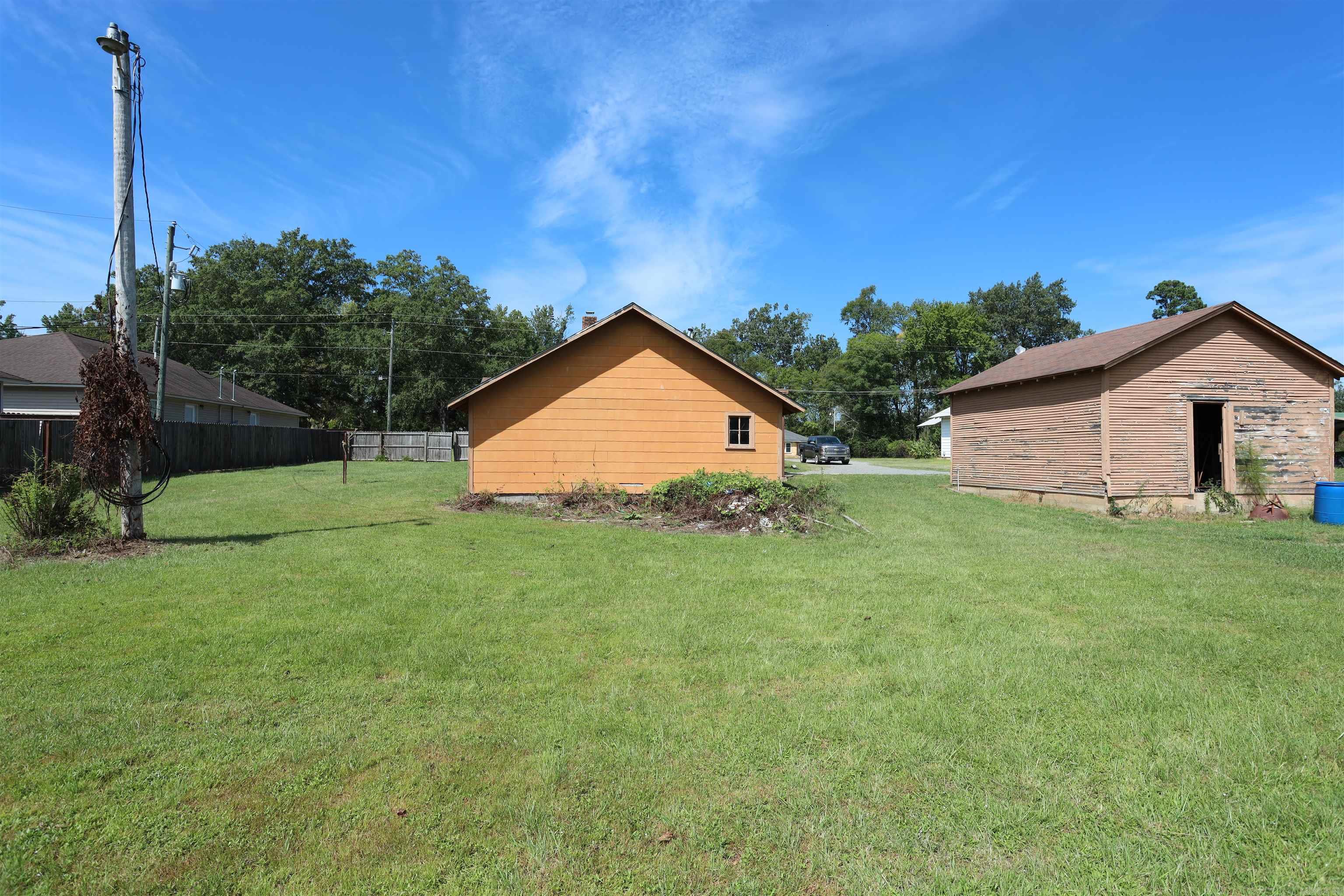 622 N Martin  Warren, AR