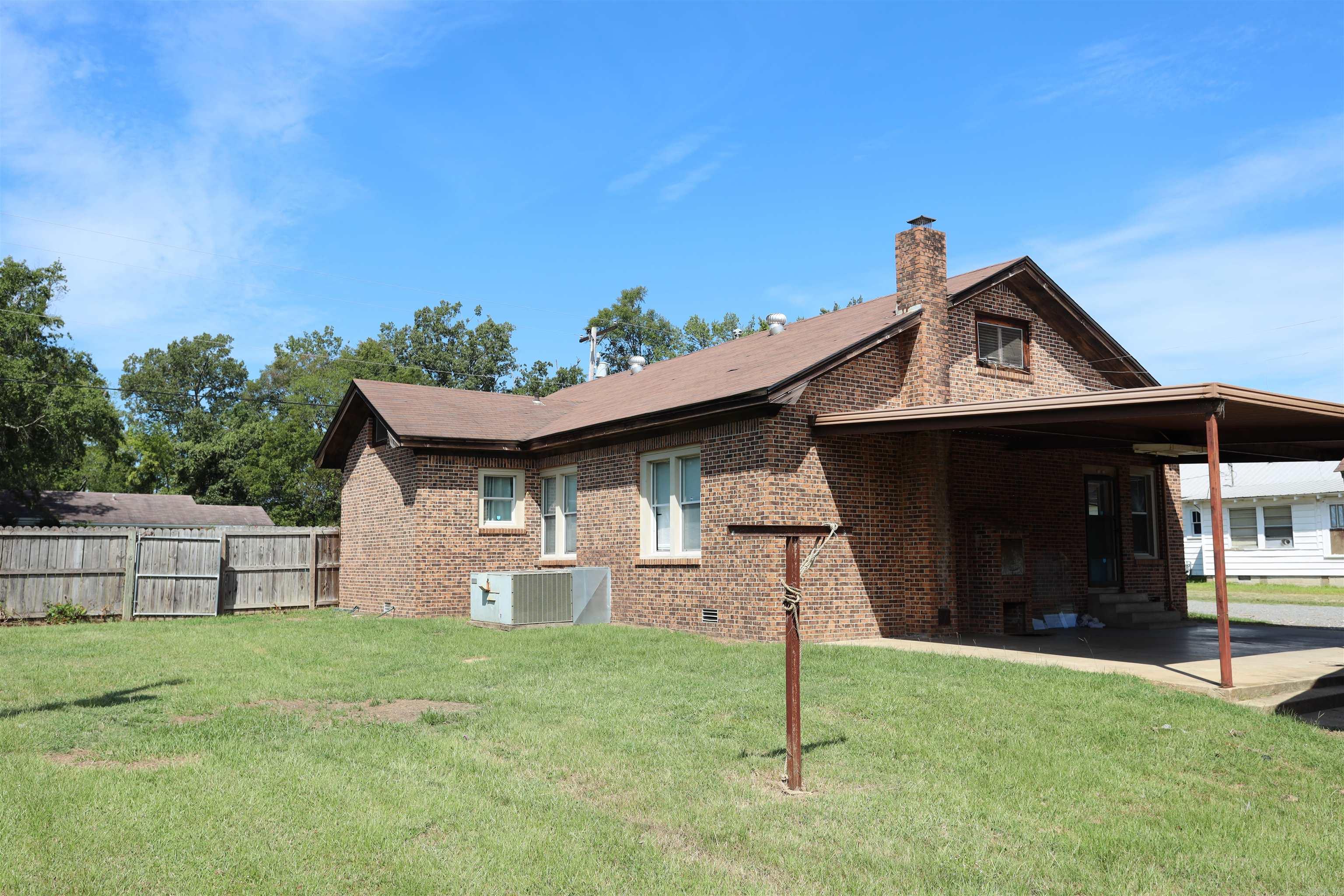 622 N Martin  Warren, AR