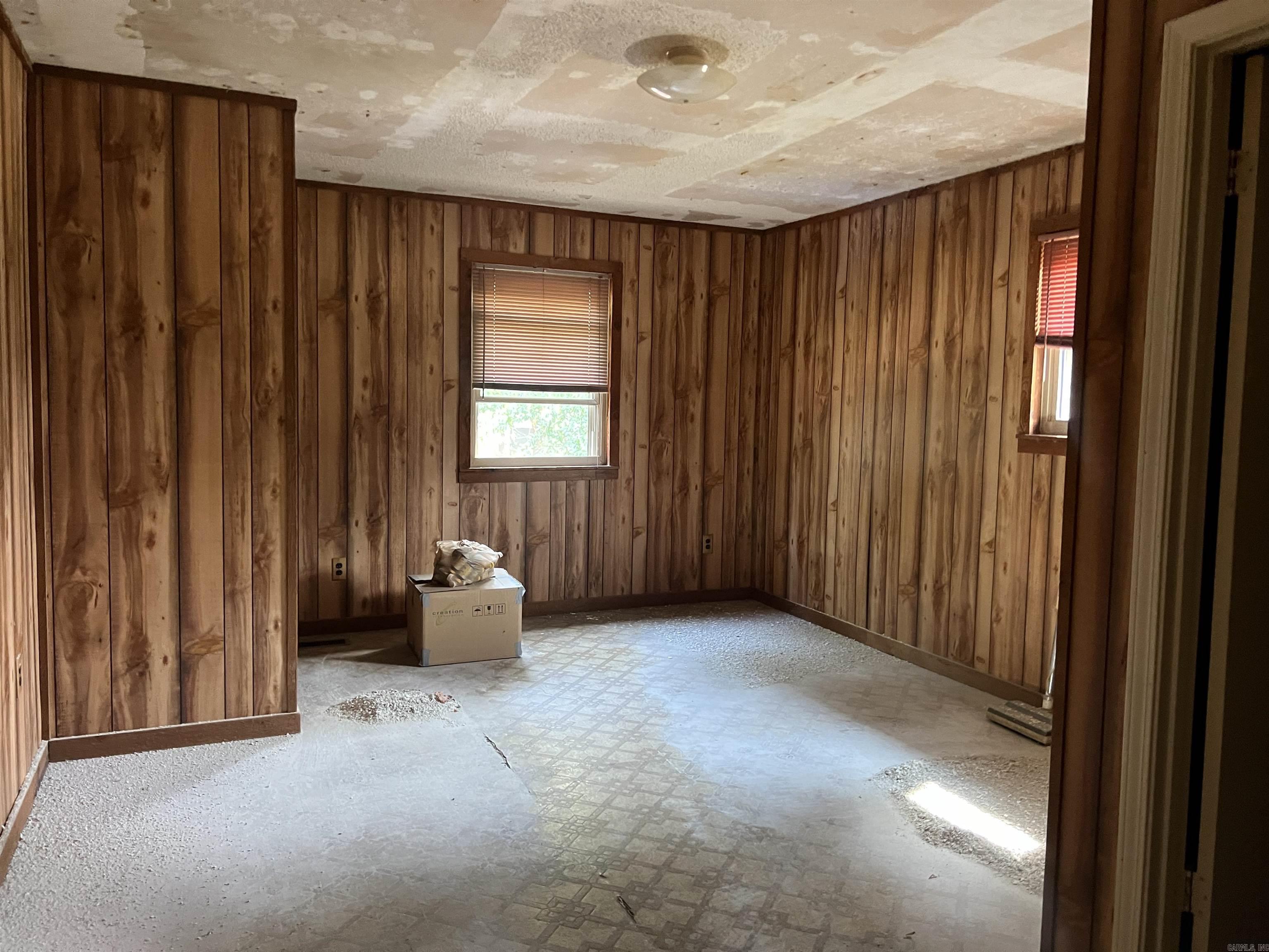 6908-6912  Sheridan  Pine Bluff, AR