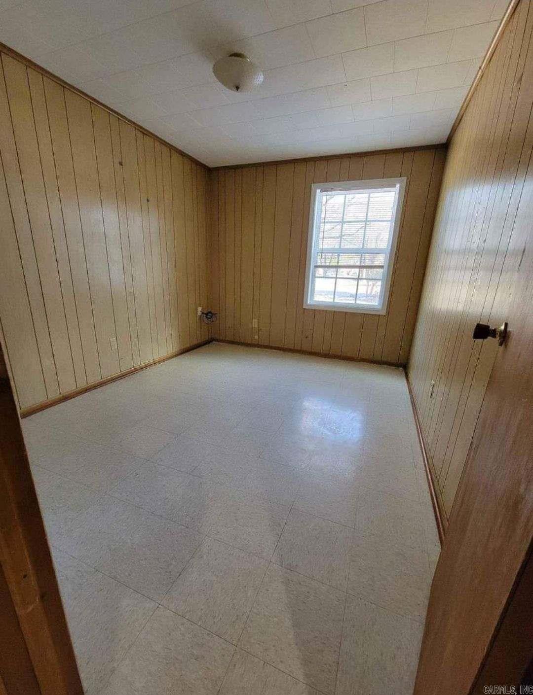 153 N Hickory  Piggott, AR