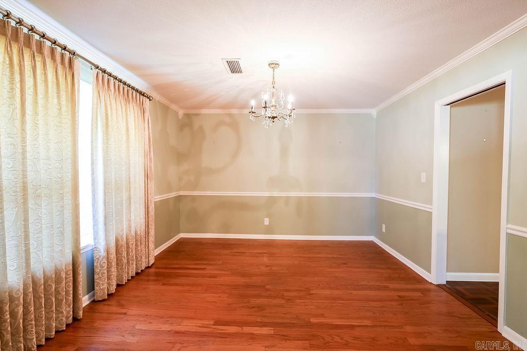 1215 Briarwood Dr