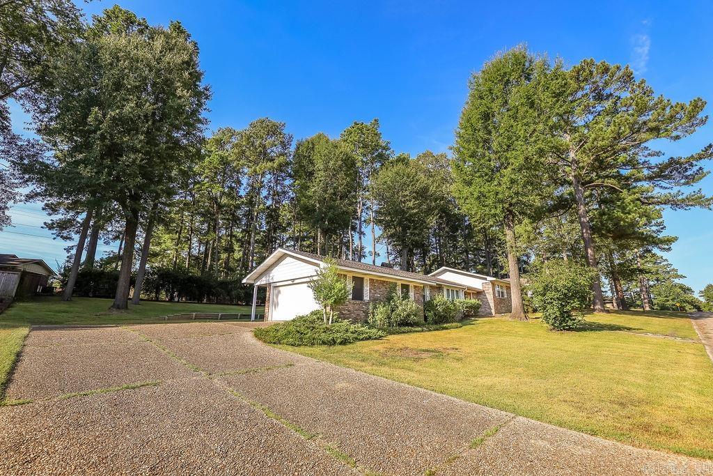 1215 Briarwood Dr